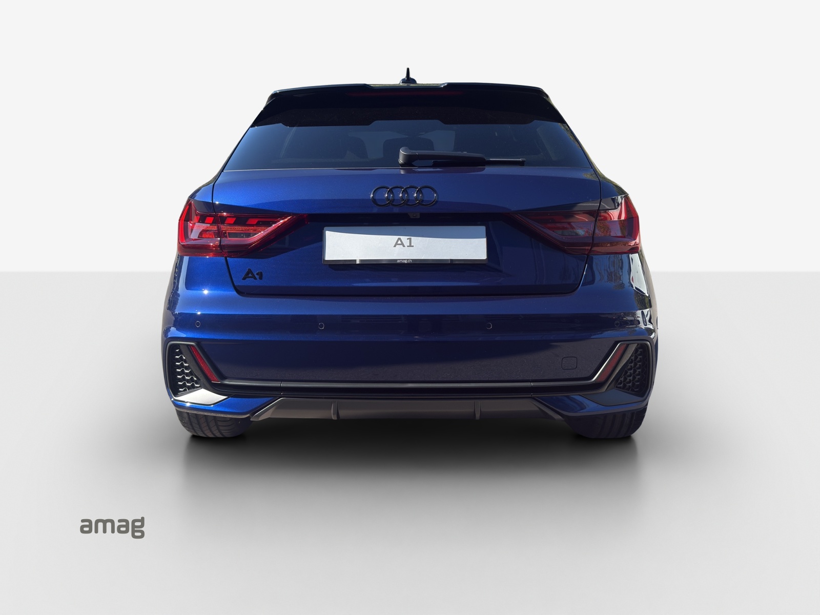 AUDI A1 Sportback 30 TFSI S Line Attraction S-tronic-image-3