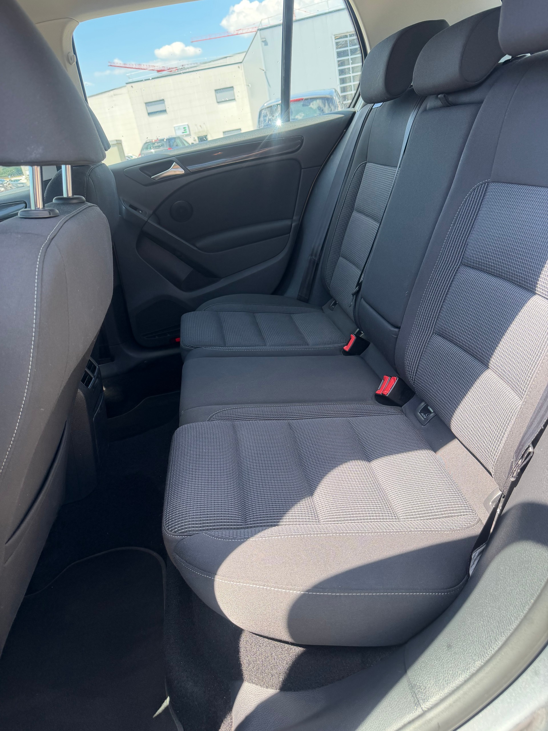 VW Golf 1.4 TSI Highline-image-9