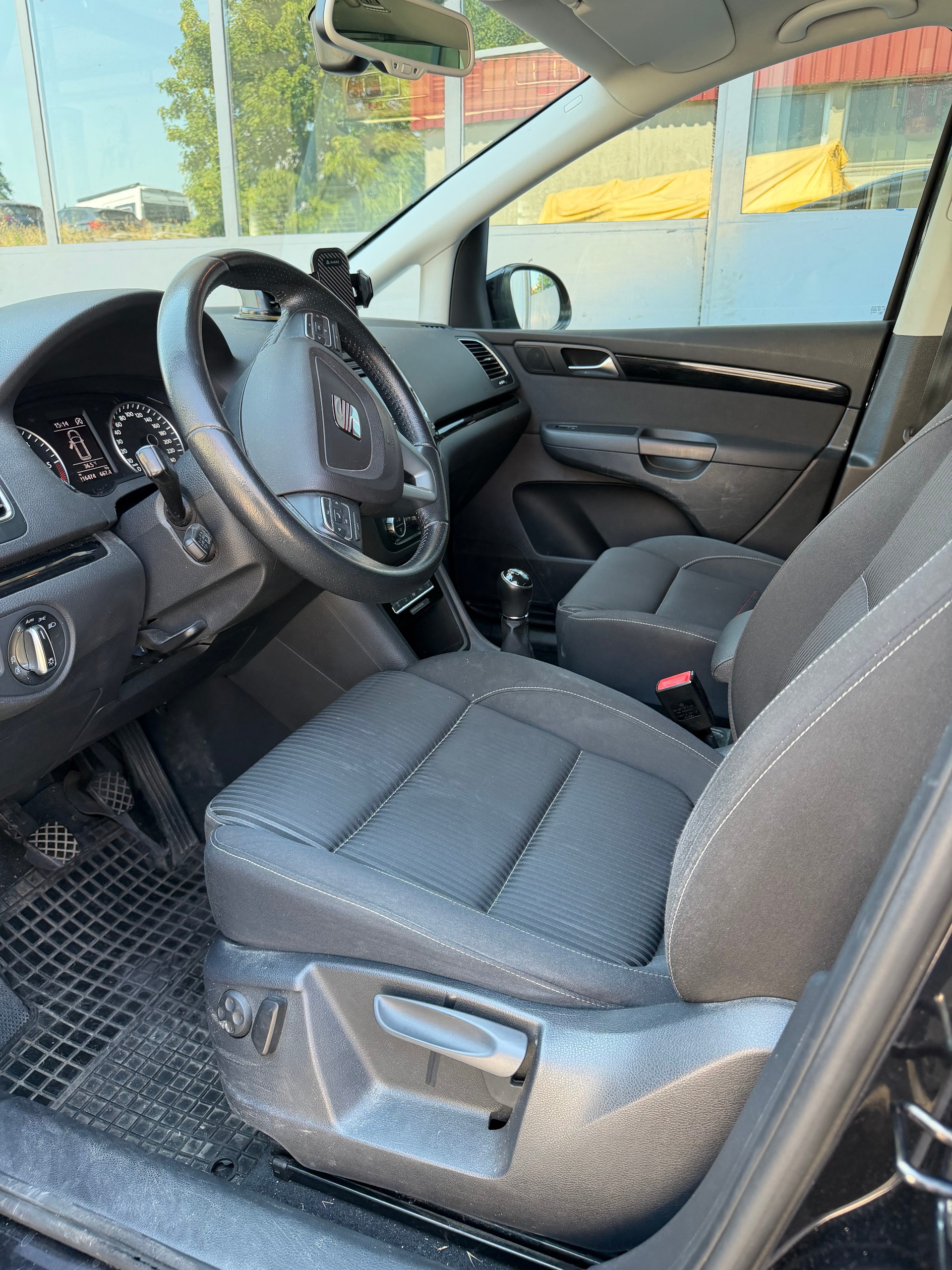 SEAT ALHAMBRA-image-3