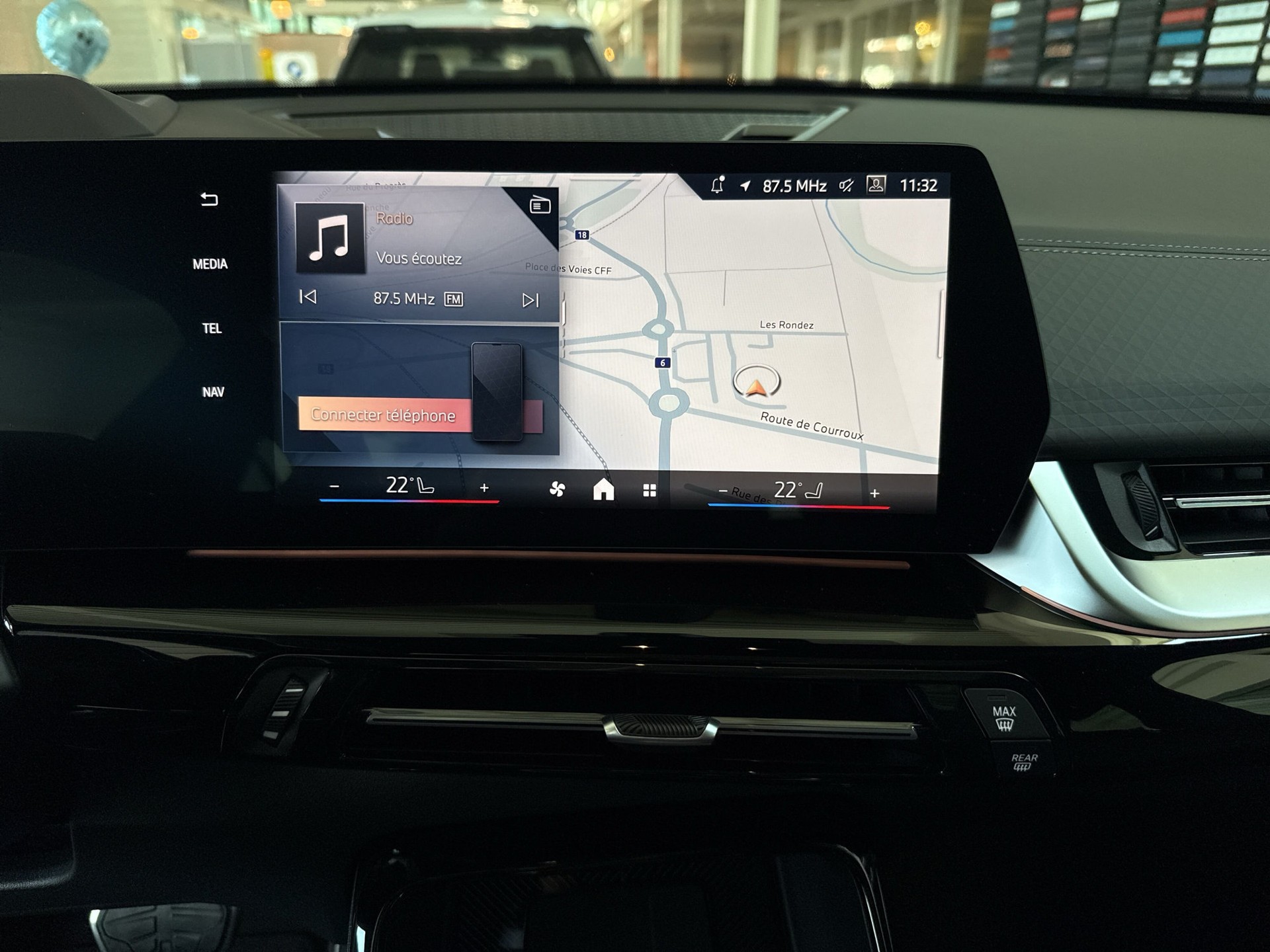 BMW iX2 xDrive 30 M Sport Pro-image-10