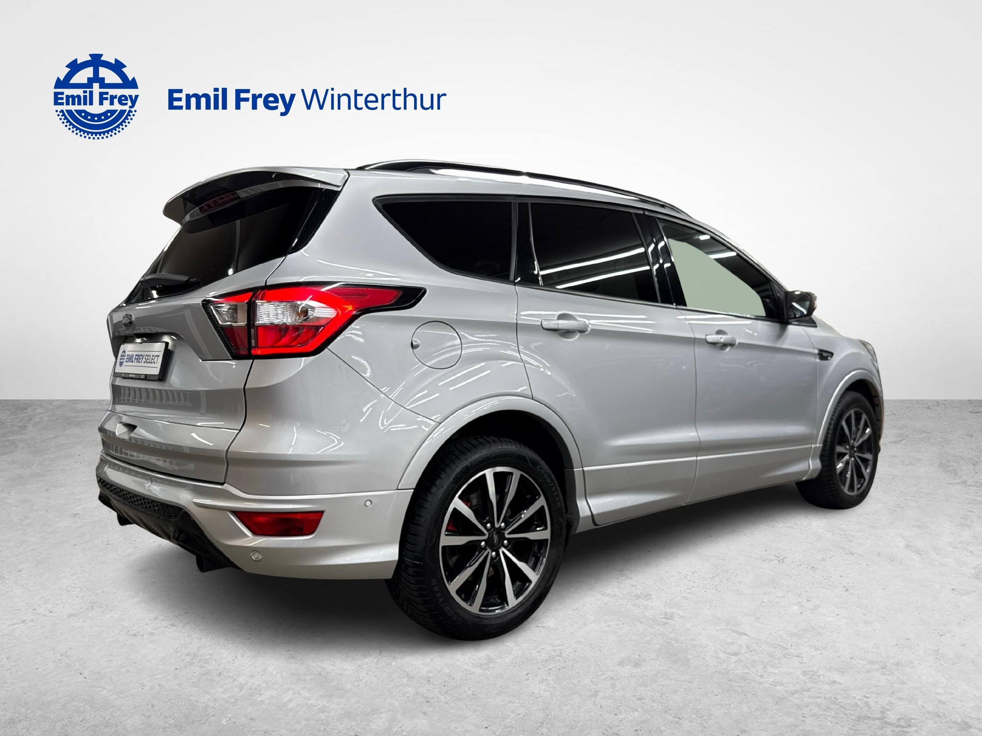 FORD Kuga 2.0 TDCi 150 ST-Line FPS-image-4