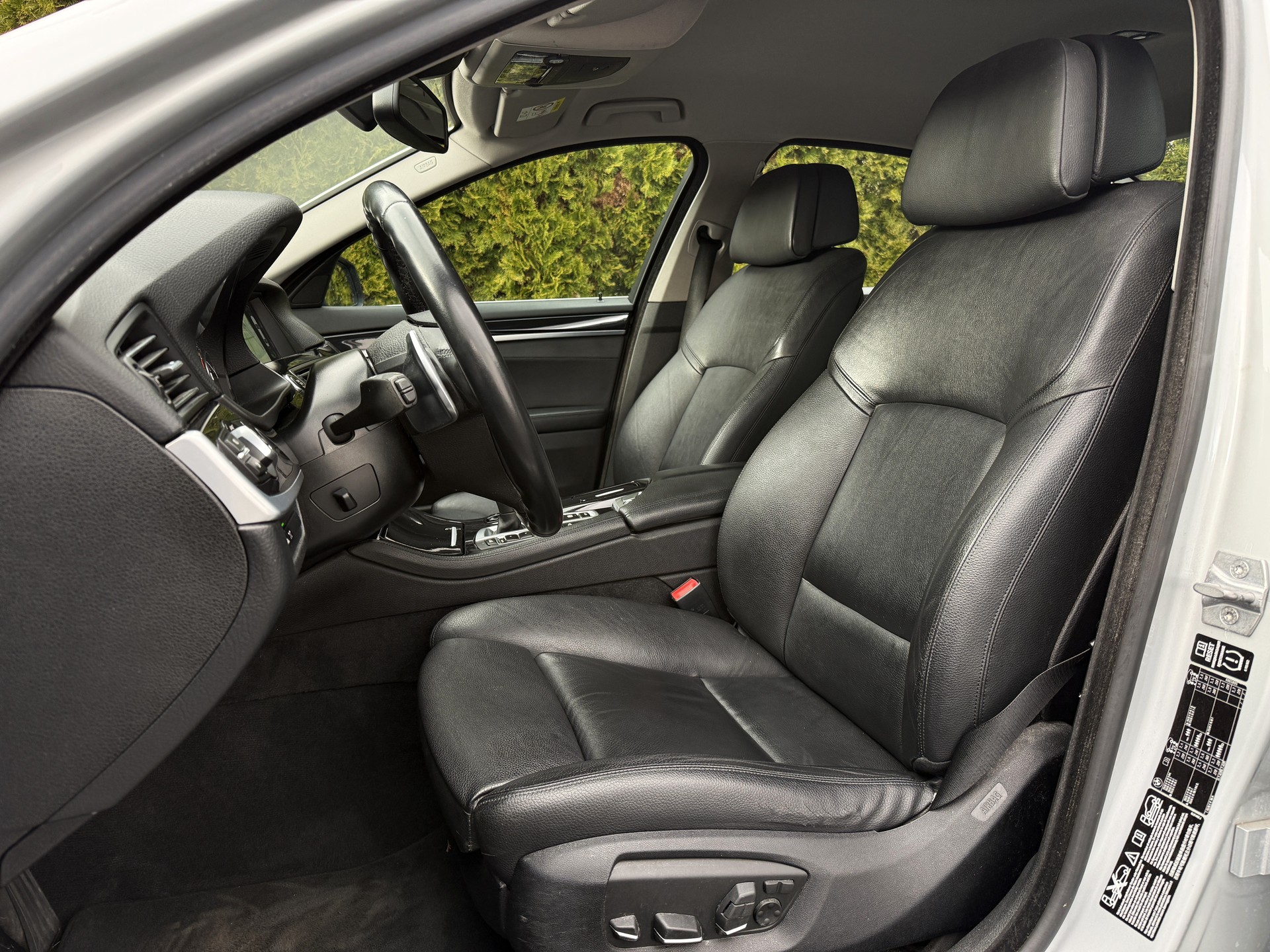 BMW 528i xDrive Steptronic-image-20