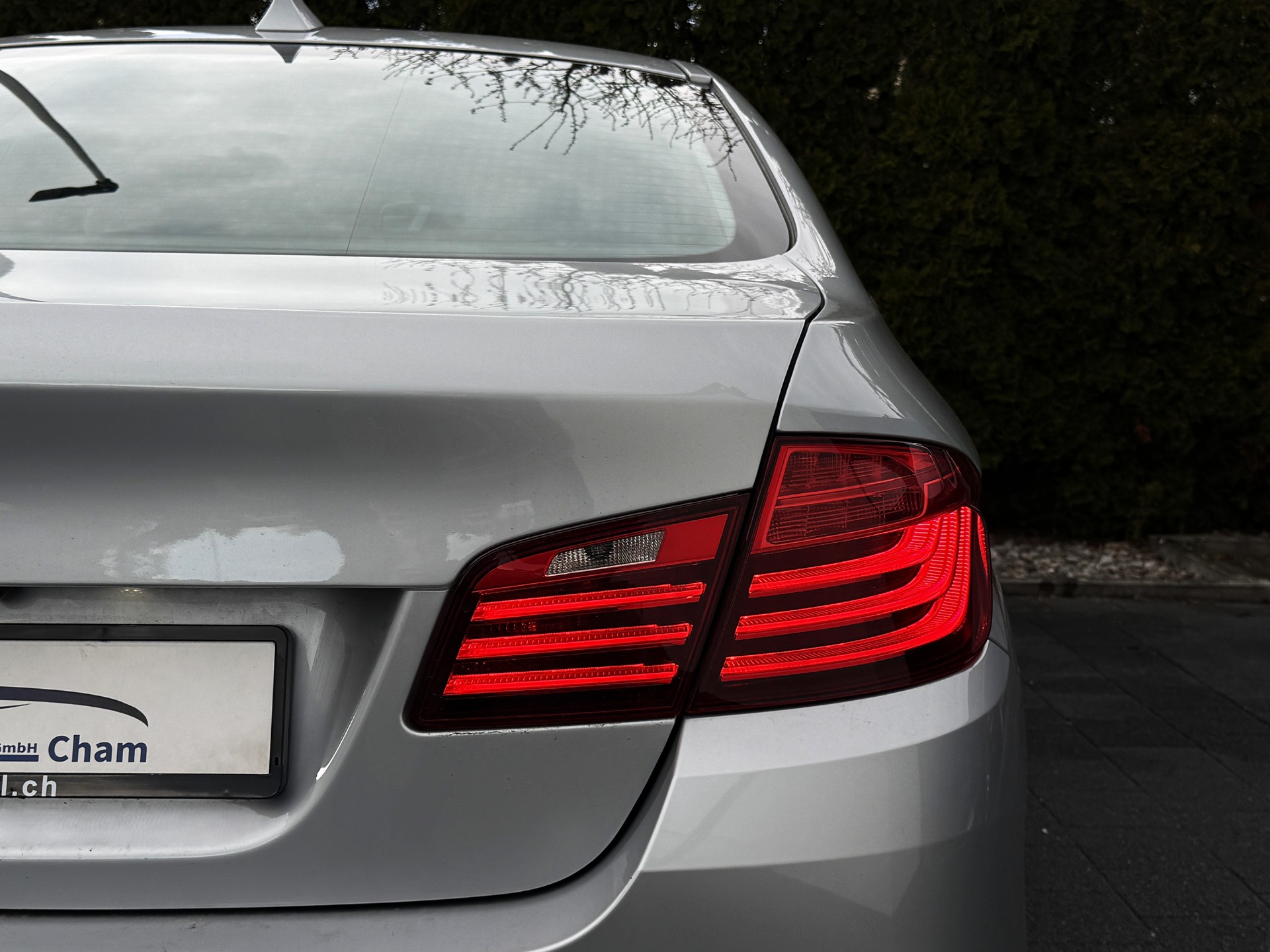 BMW 528i xDrive Steptronic-image-8