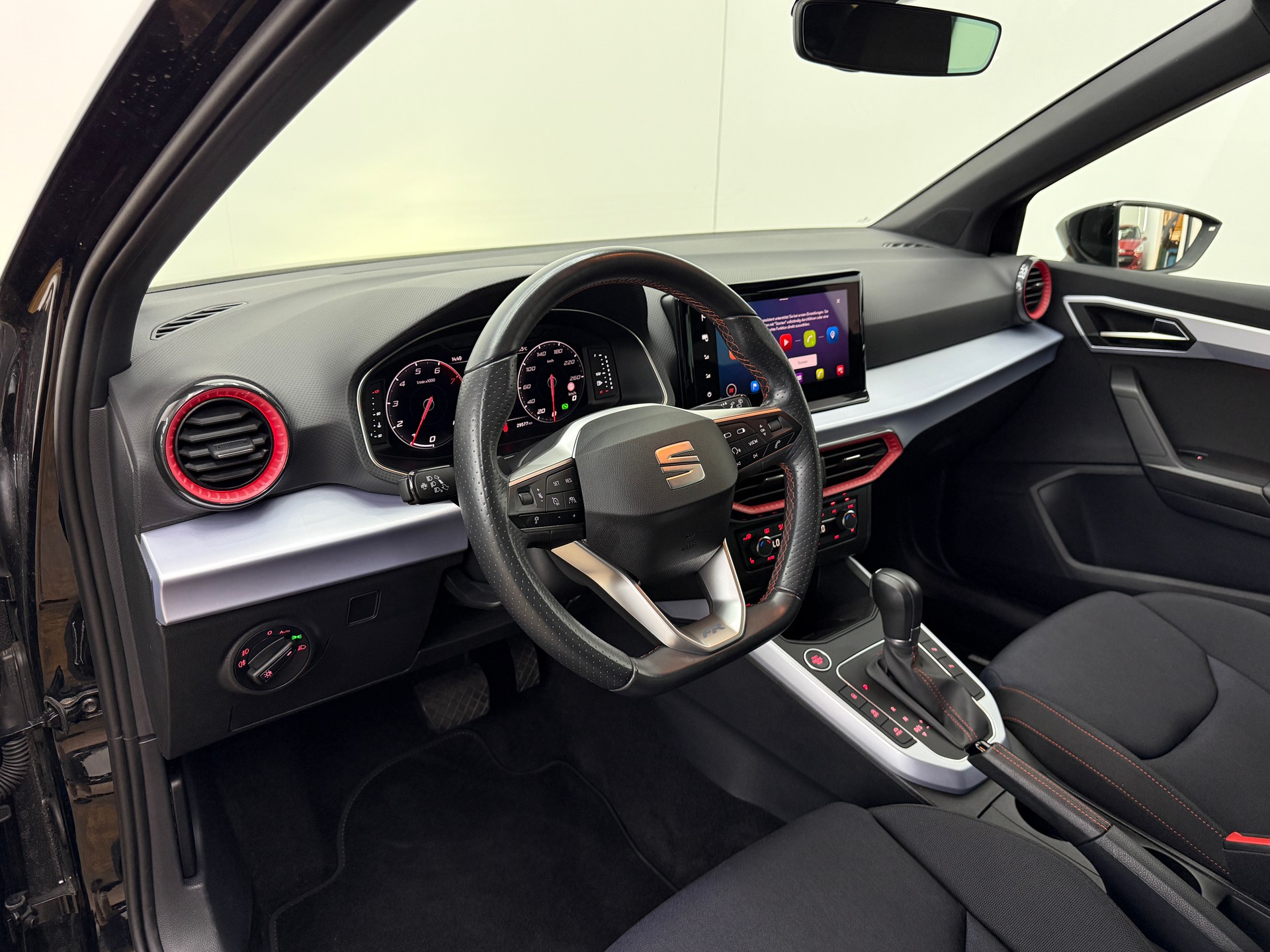 SEAT Arona 1.0 TSI Eco Hola FR DSG-image-25