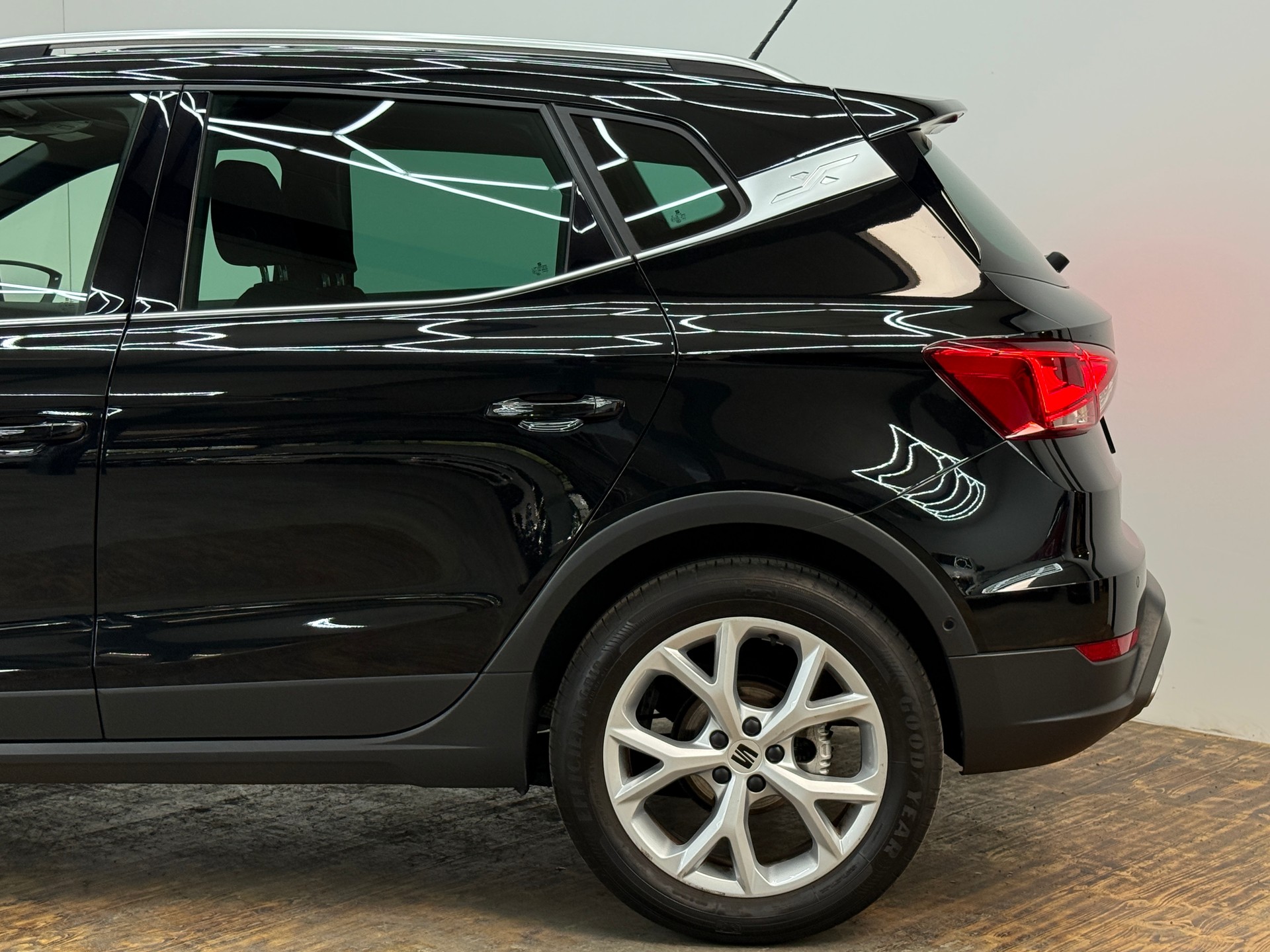SEAT Arona 1.0 TSI Eco Hola FR DSG-image-7