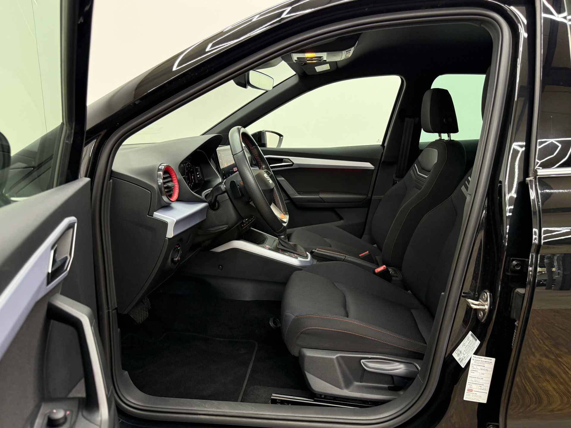 SEAT Arona 1.0 TSI Eco Hola FR DSG-image-18