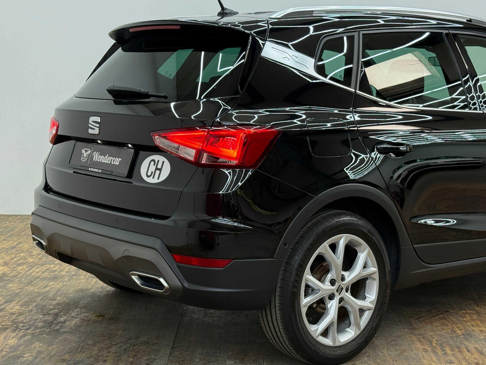 SEAT Arona 1.0 TSI Eco Hola FR DSG-image-13
