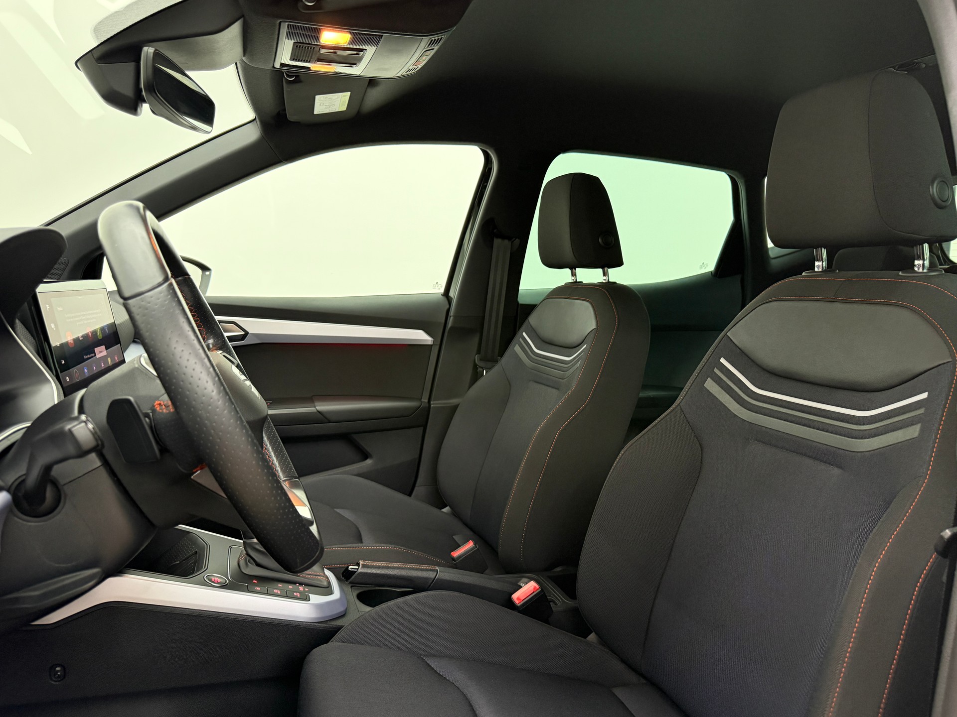 SEAT Arona 1.0 TSI Eco Hola FR DSG-image-19