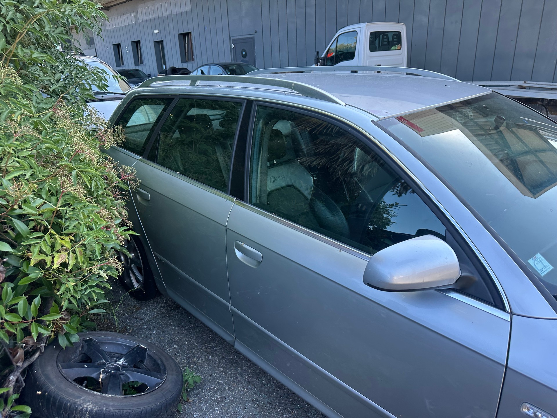 AUDI A4 Avant 2.0 TDI multitronic-image-9