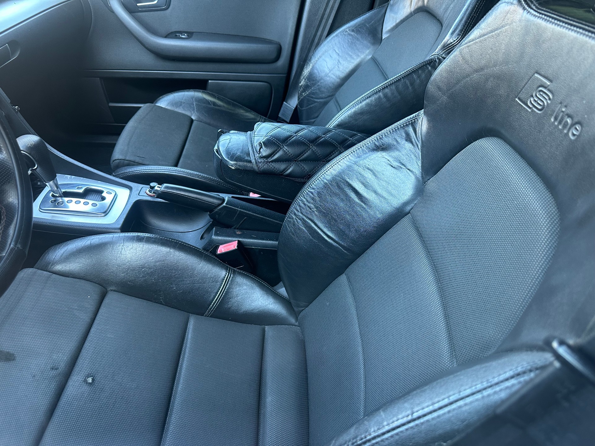 AUDI A4 Avant 2.0 TDI multitronic-image-11