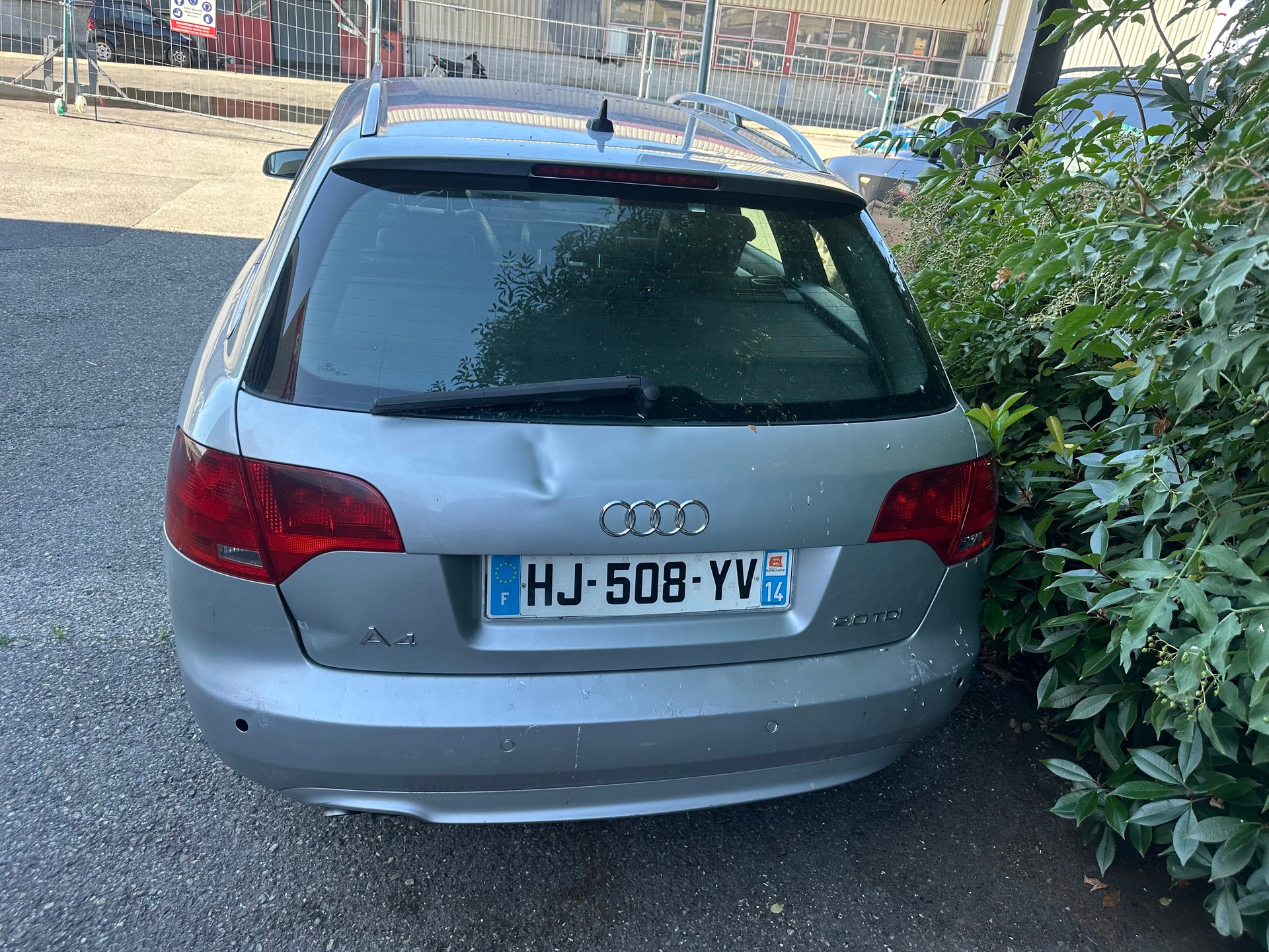 AUDI A4 Avant 2.0 TDI multitronic-image-10