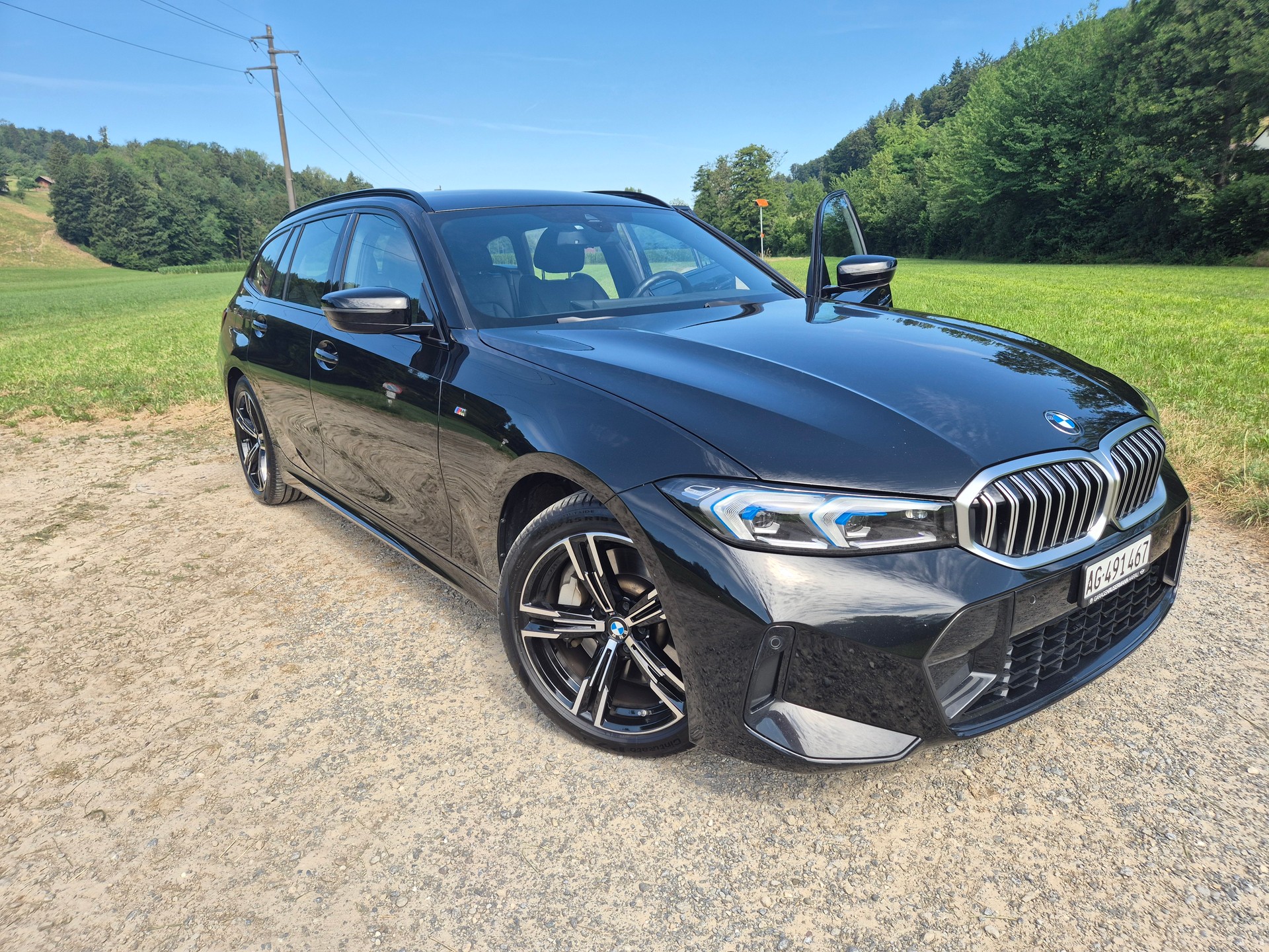 BMW 330d xDrive-image-0