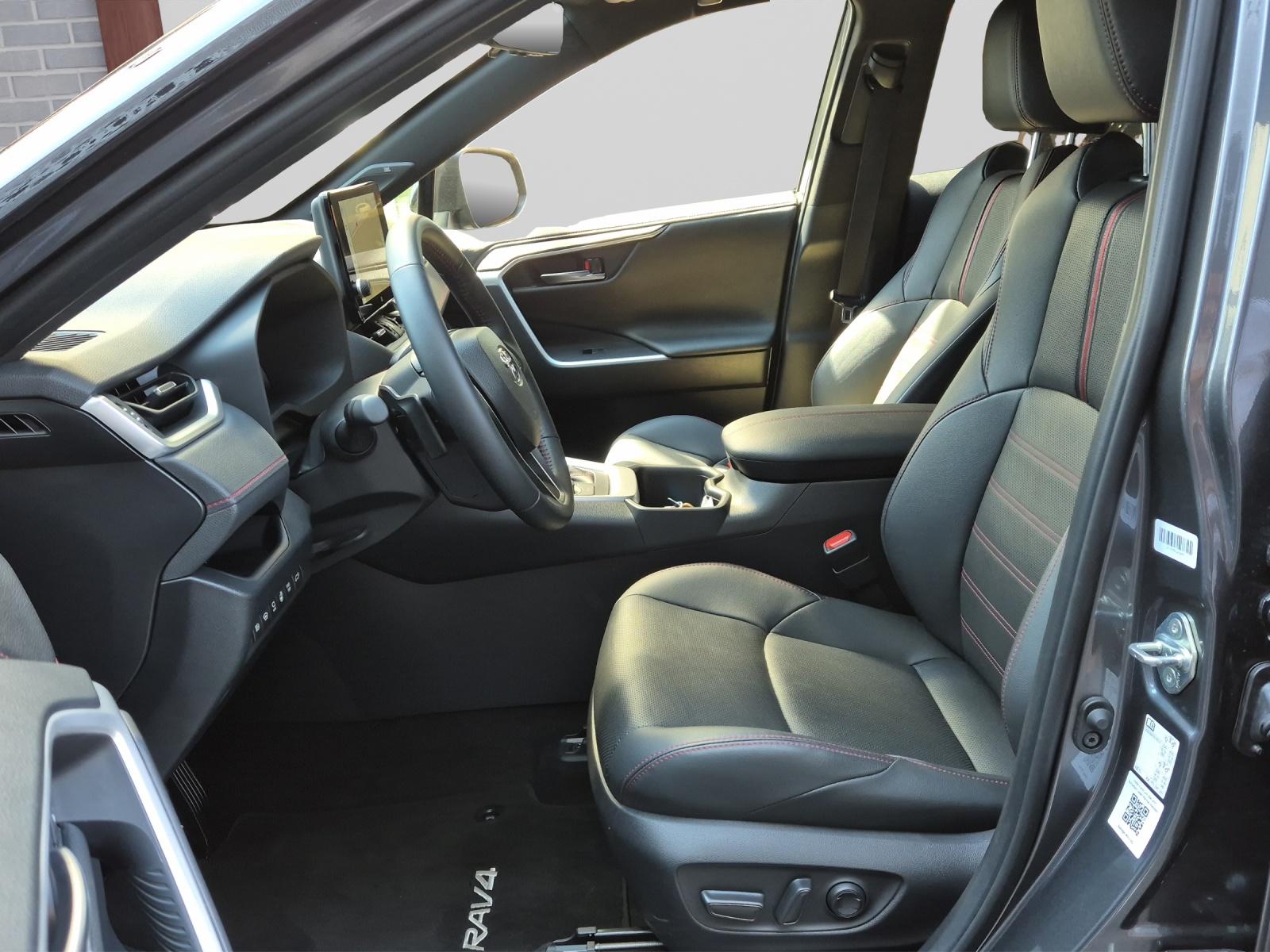 TOYOTA RAV4 2.5 Plug-In-Hybrid Platinum-image-7