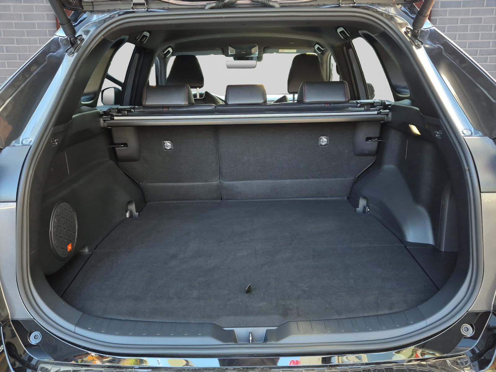 TOYOTA RAV4 2.5 Plug-In-Hybrid Platinum-image-10