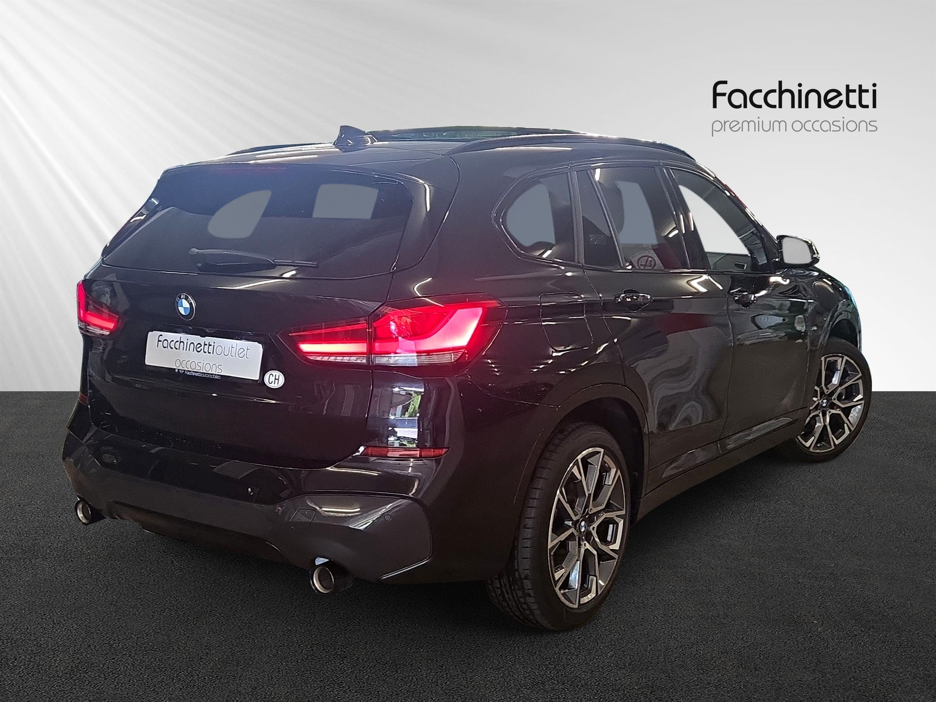 BMW X1 xDrive 20d M Sport Steptronic-showroom-element-2