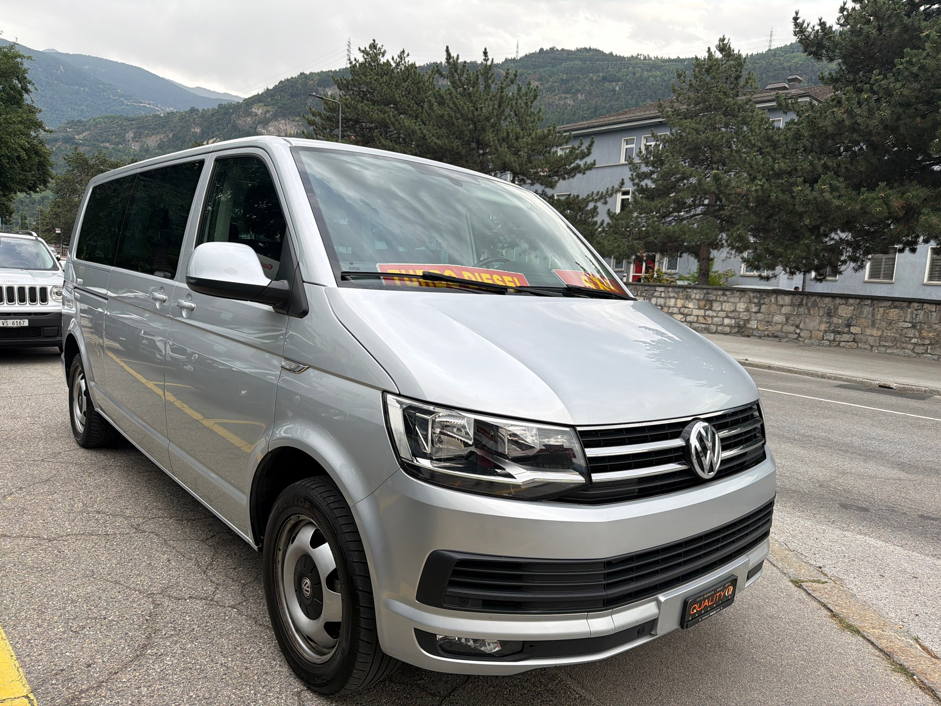 VW T6 Caravelle 2.0 B-TDI Comfortline DSG LWB-image-1