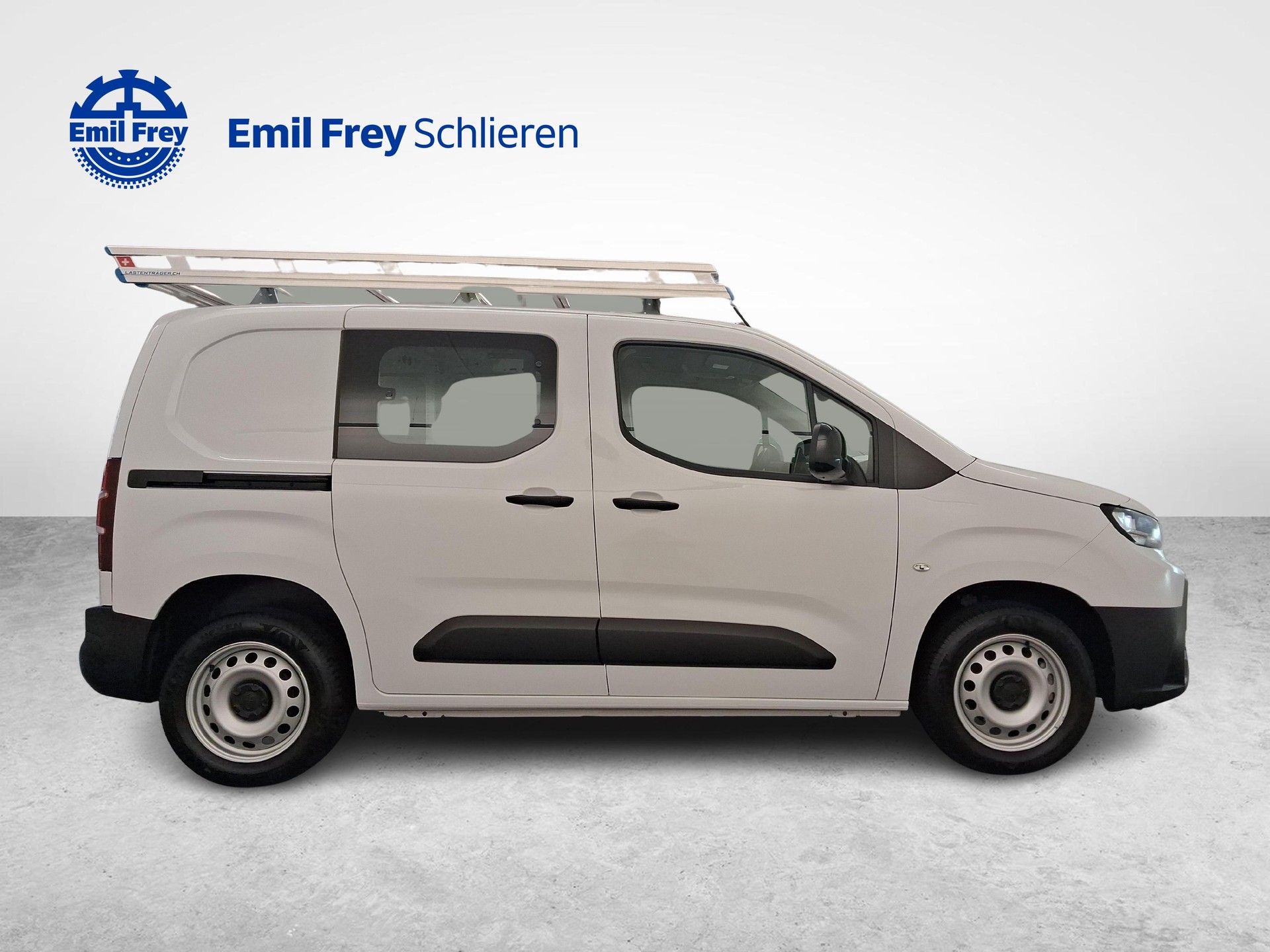 TOYOTA PROACE CITY Van L1 1.2 Active-image-5