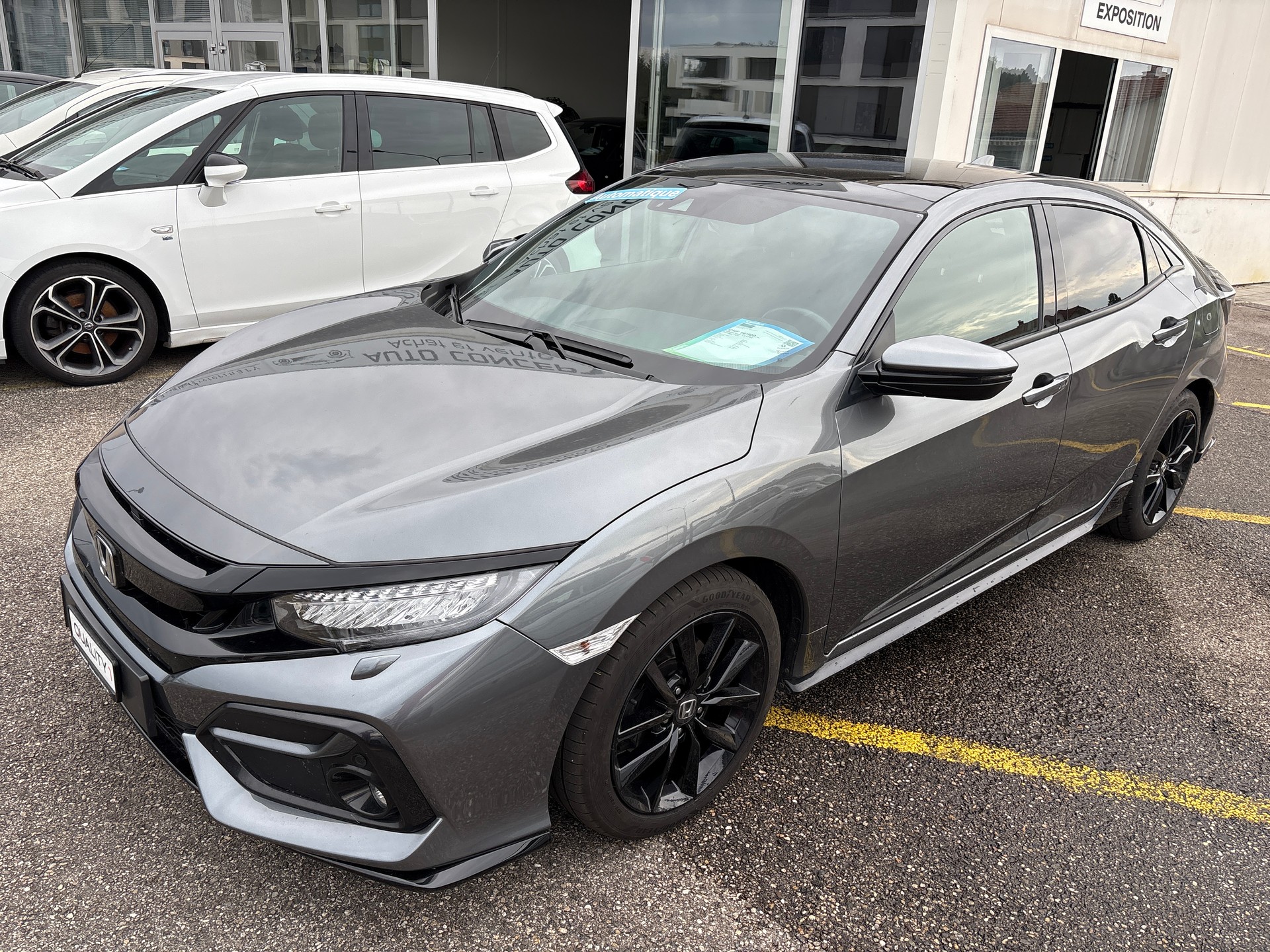 HONDA Civic 1.5 VTEC Prestige CVT-image-3