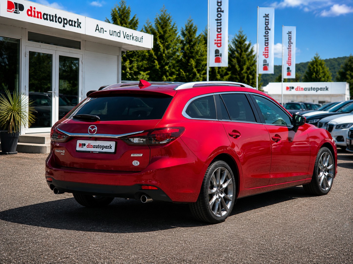 MAZDA 6 SW 2.2 D Revolution AWD Automatic Skyactive-D * CH-Fahrzeug * inkl. 1 Jahr Garantie *-image-3