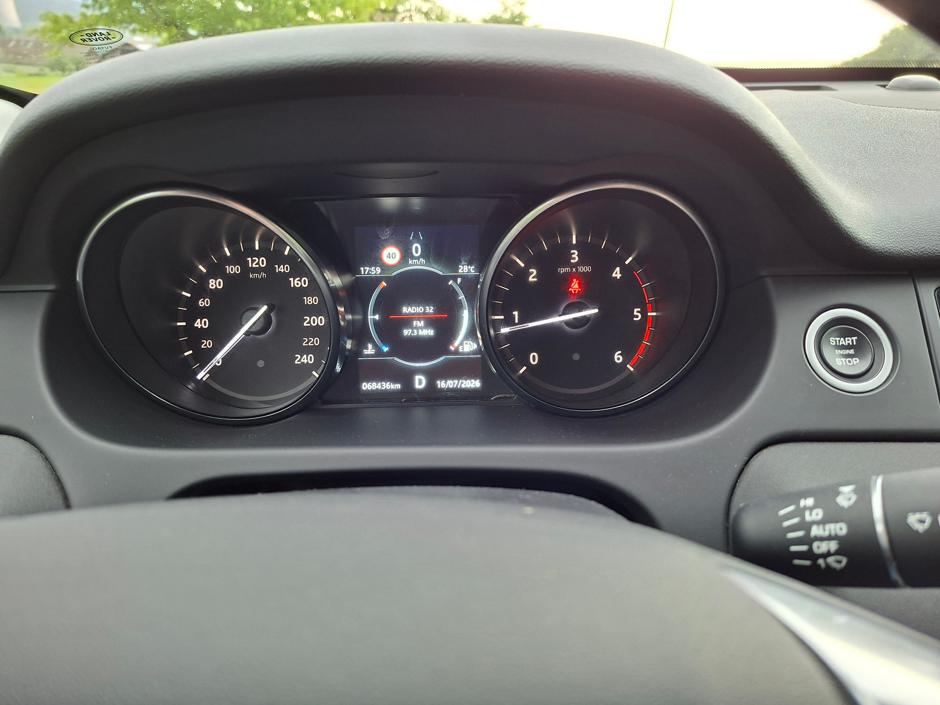 LAND ROVER Discovery Sport 2.0 SD4 SE AT9-image-10