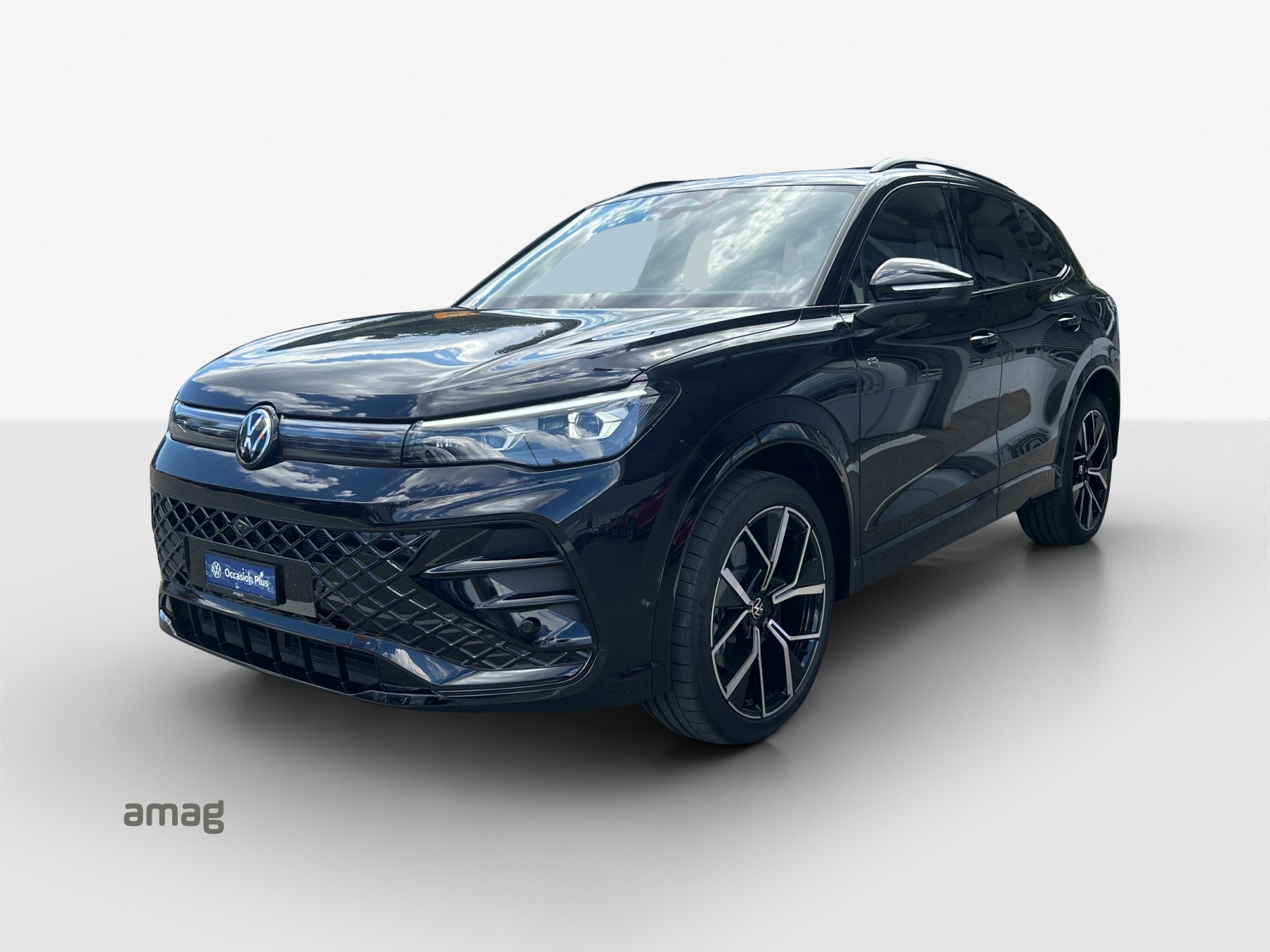 VW Tiguan 2.0 TSI DSG R-Line 4Motion-image-0