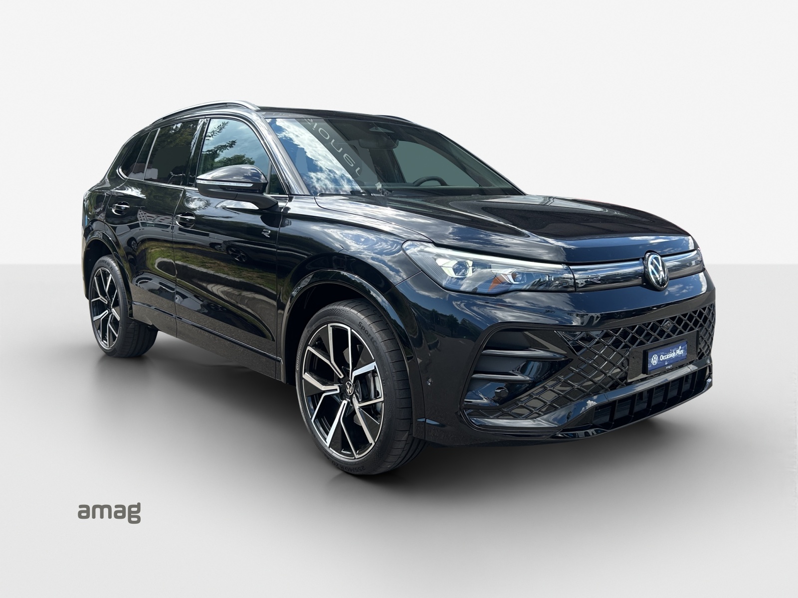 VW Tiguan 2.0 TSI DSG R-Line 4Motion-image-5