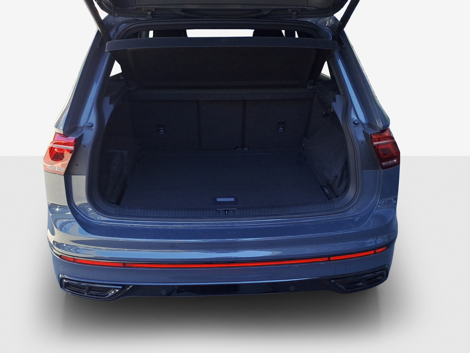VW Tiguan 2.0TSI R-Line 4Motion DSG-image-12