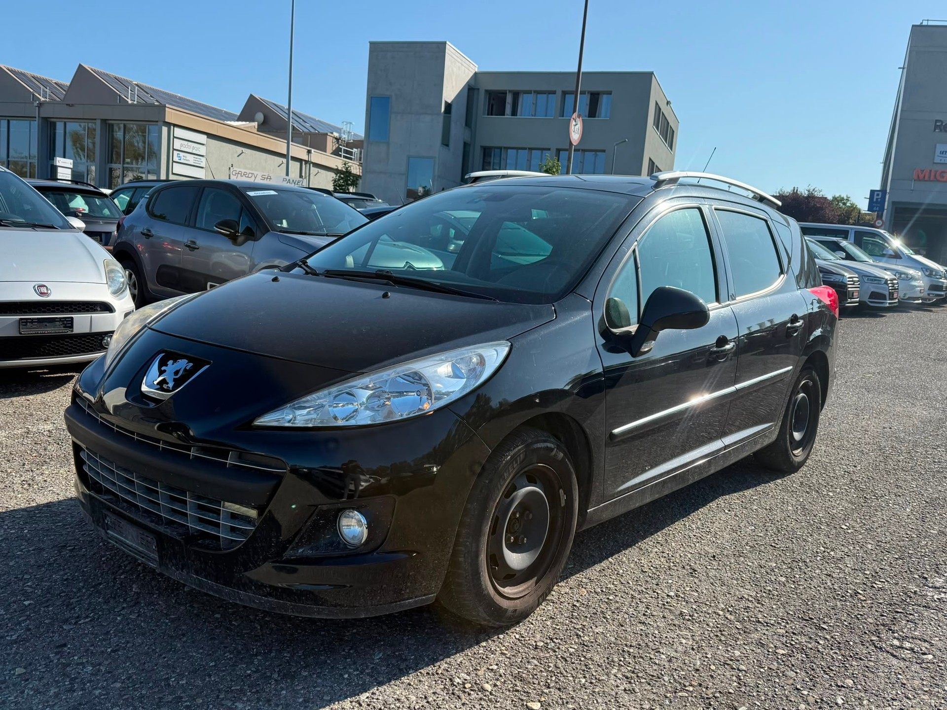 PEUGEOT 207 SW 1.6 16V Active-image-3