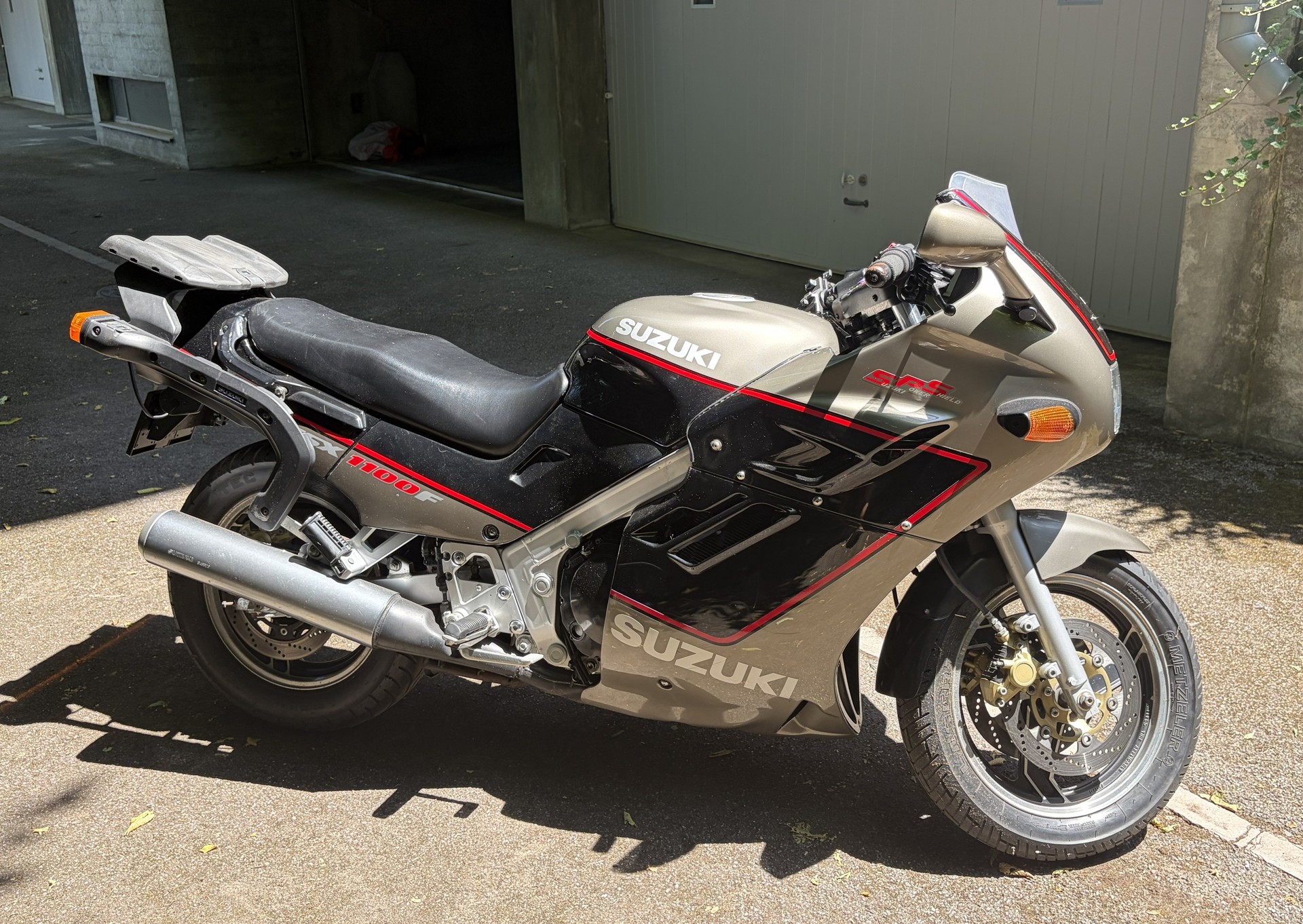 SUZUKI GSX 1100 F M/N