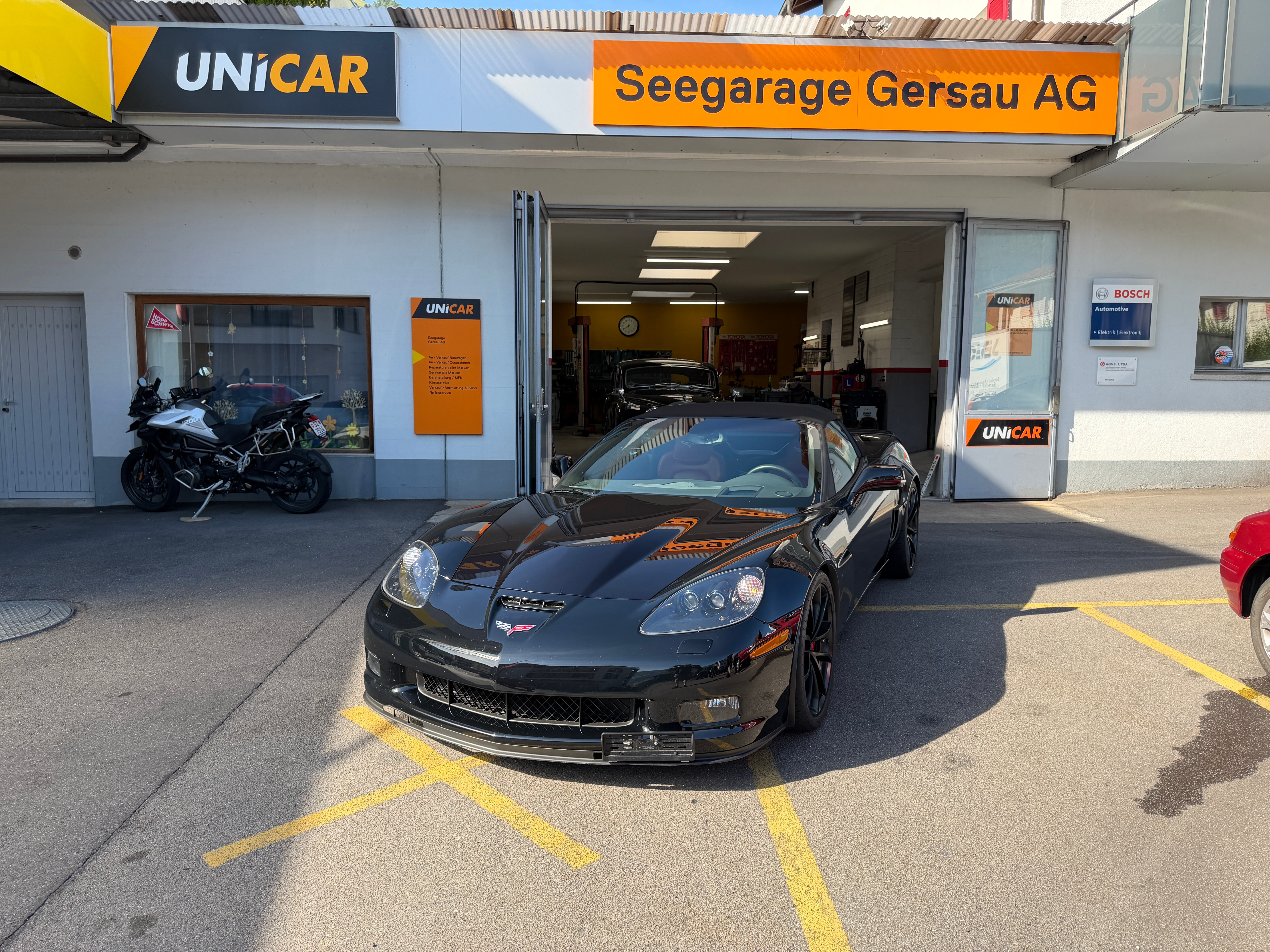 Car photo