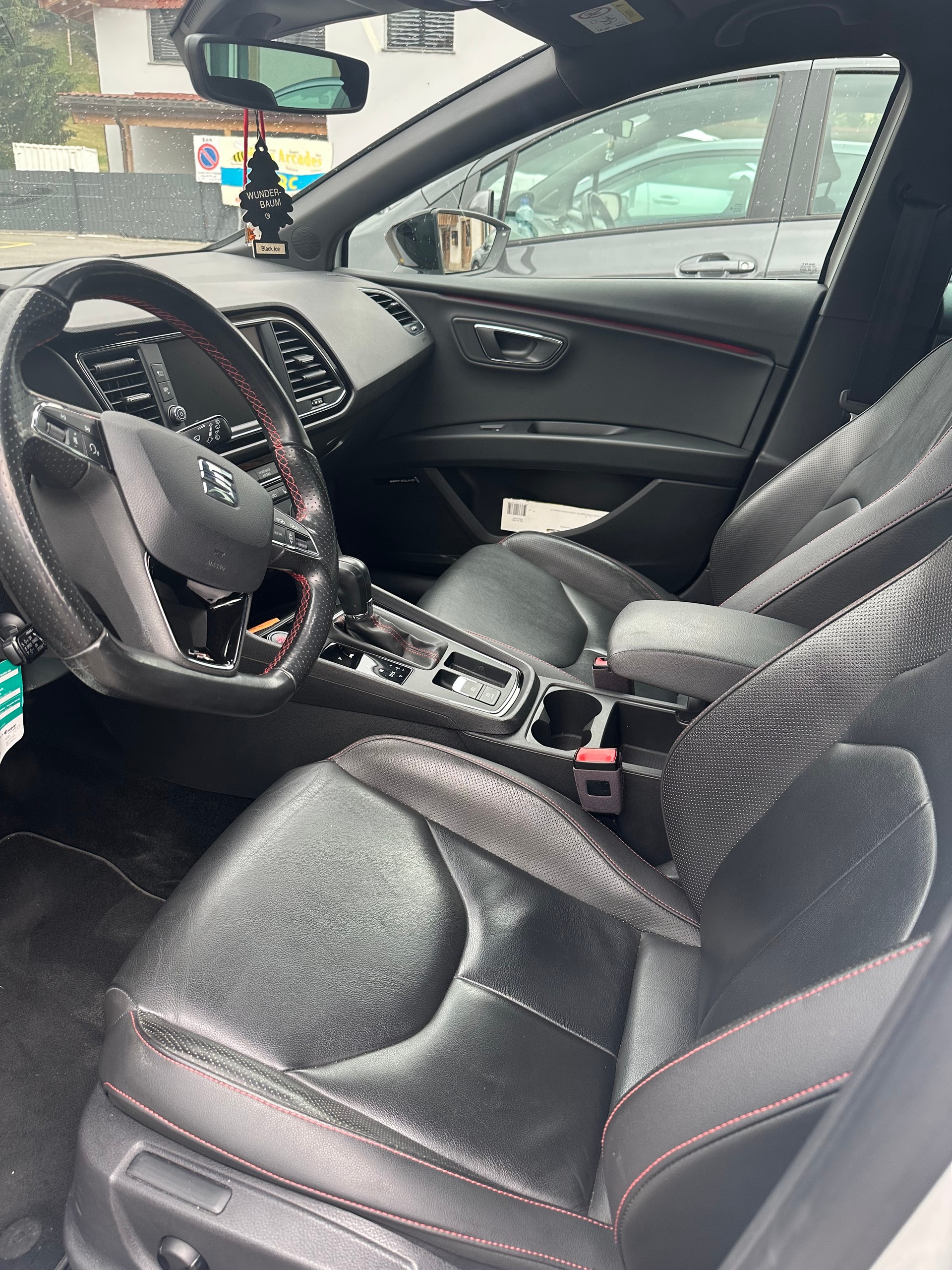 SEAT 1.8 TSI FR-Evolution DSG-image-3