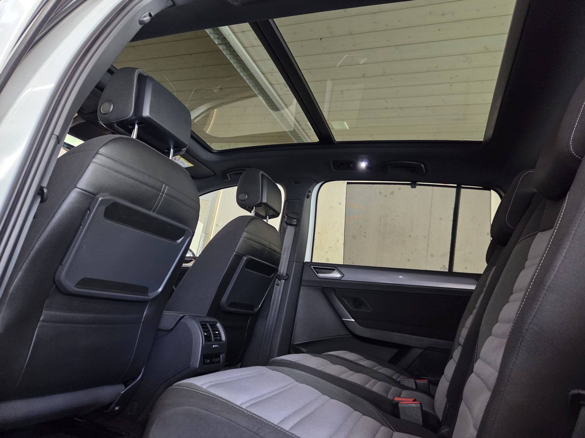 VW Touran 1.5 TSI EVO Highline DSG-image-13