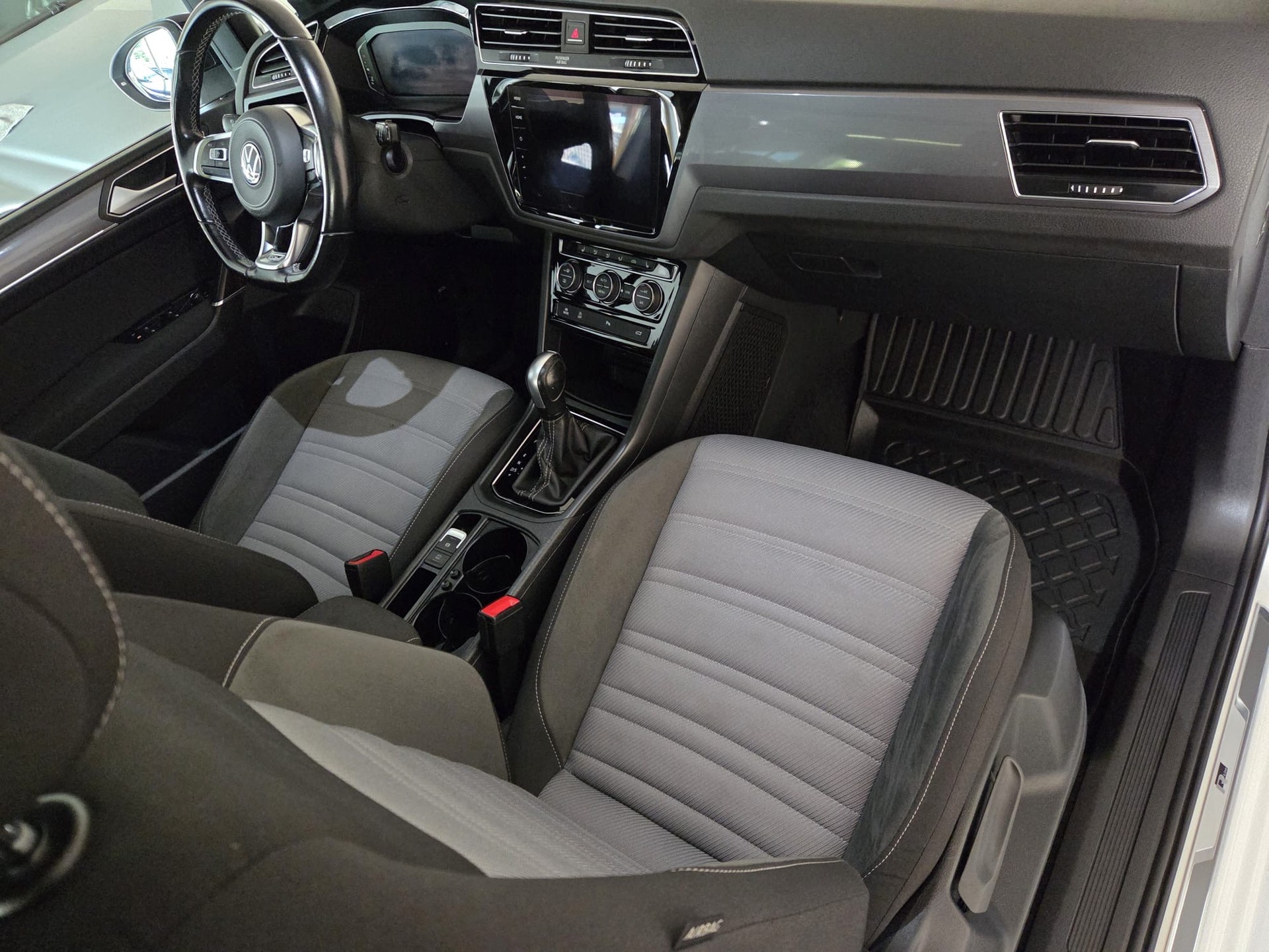 VW Touran 1.5 TSI EVO Highline DSG-image-10