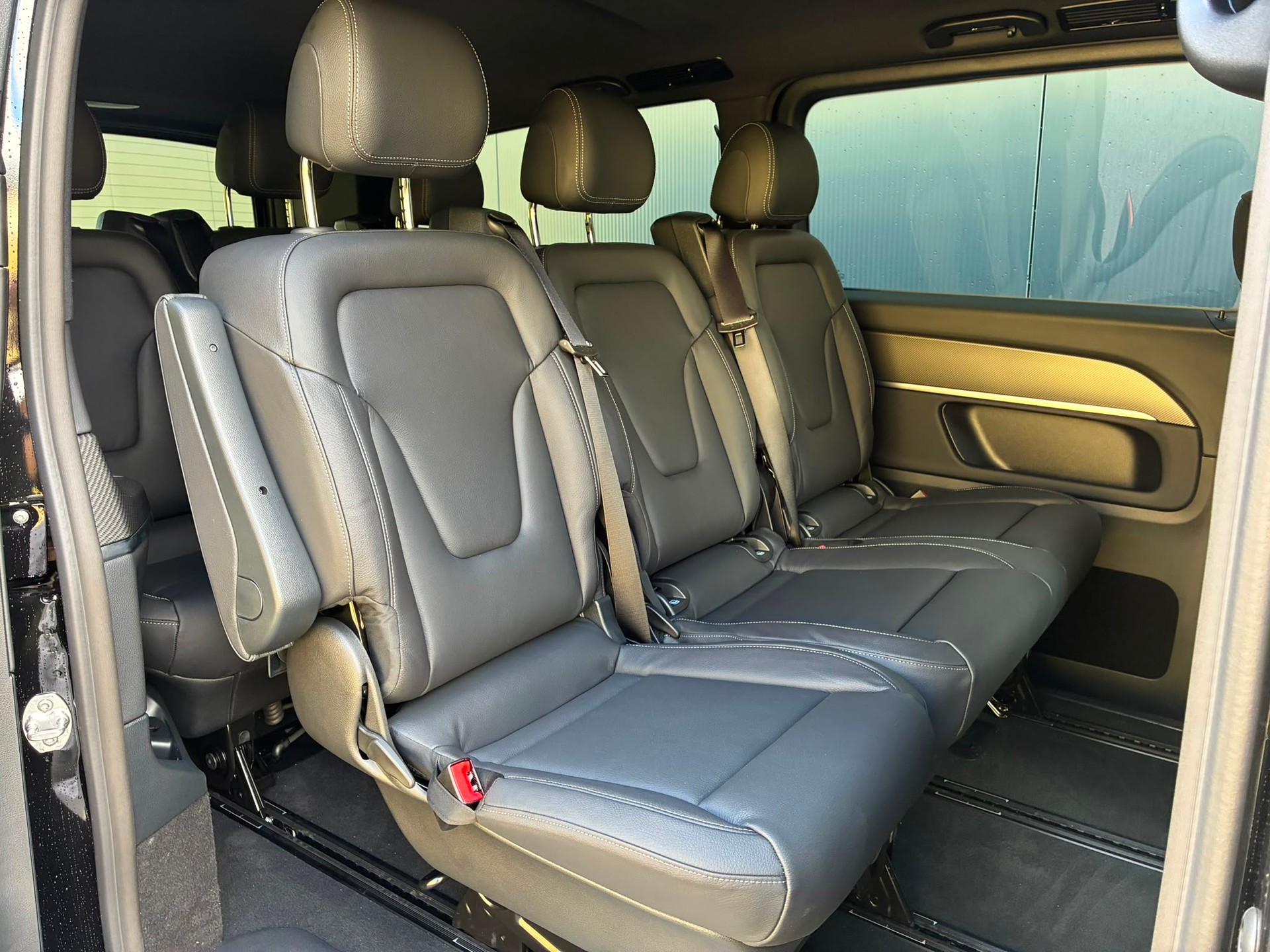 MERCEDES-BENZ V 250 d Avantgarde 3430mm E-image-9