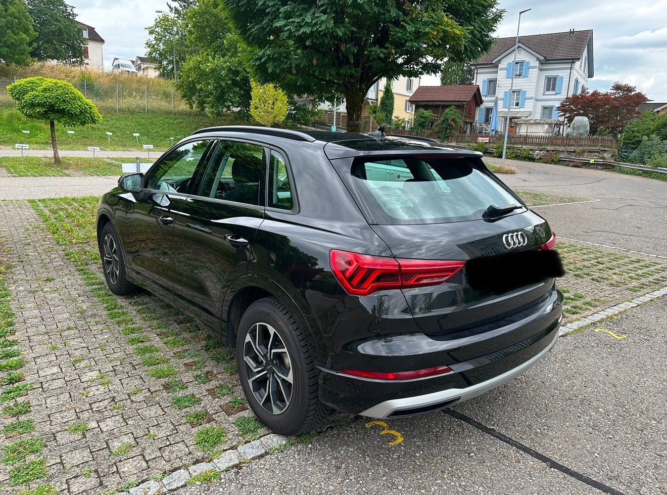 AUDI 2.0 40 TFSI quattro S-Tronic-image-2