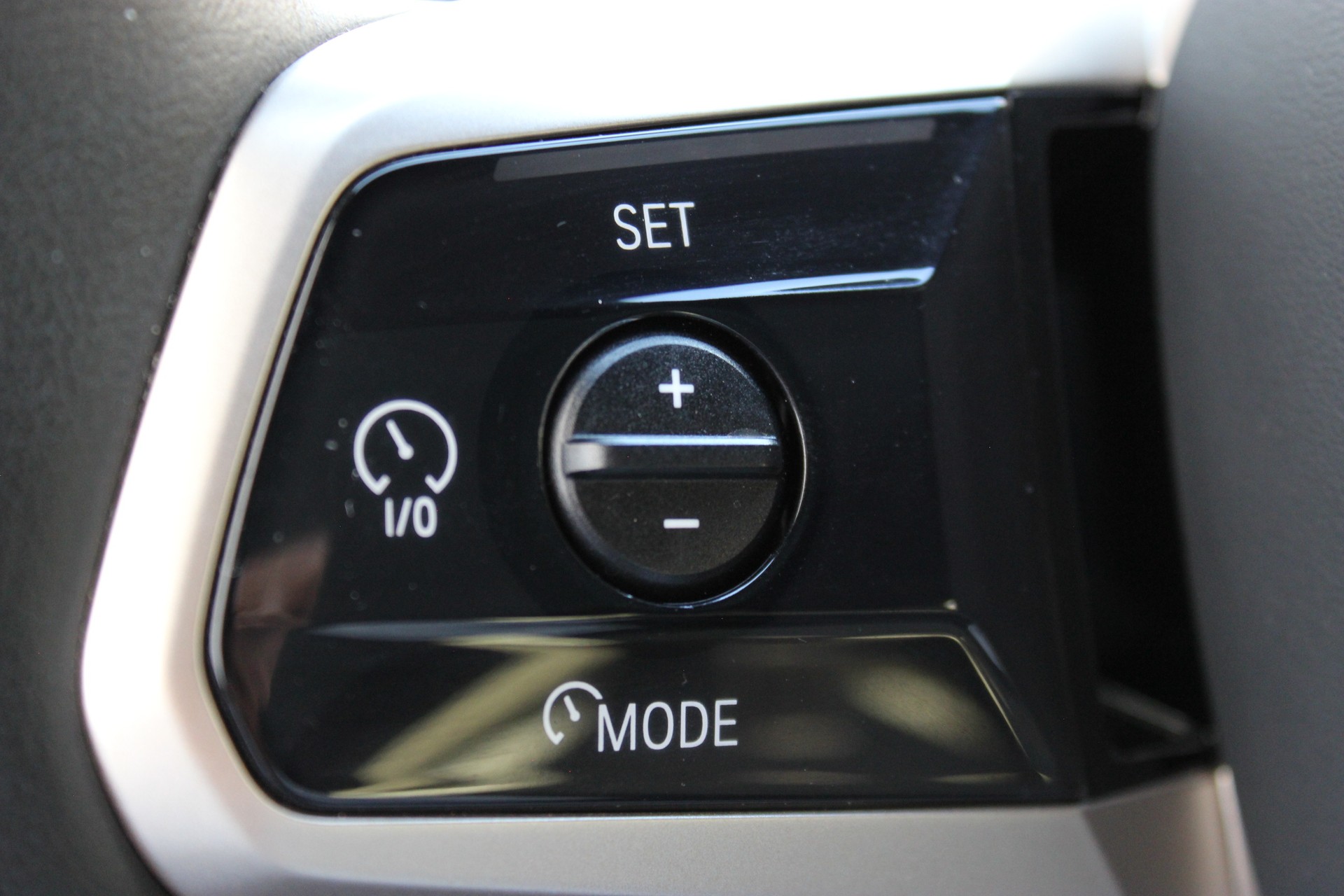 BMW iX xDrive50 *0.9%-LEASINGAKTION*-image-16