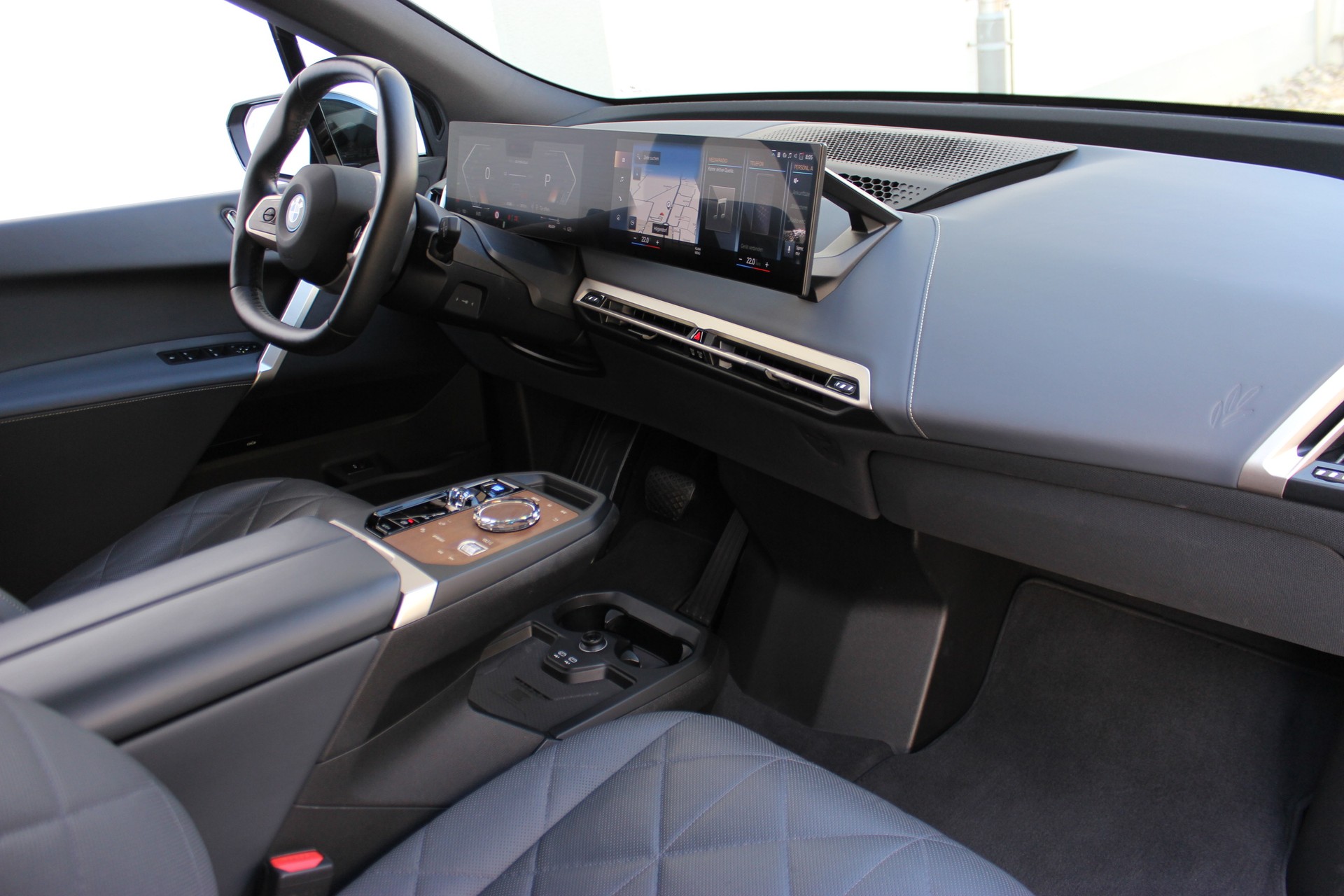 BMW iX xDrive50 *0.9%-LEASINGAKTION*-image-3