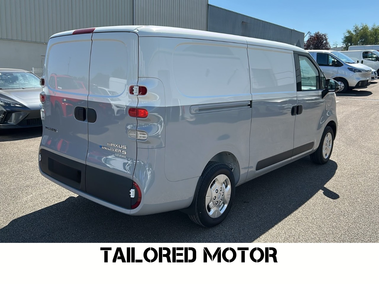 MAXUS eDeliver 5 L1 64kWh-image-3