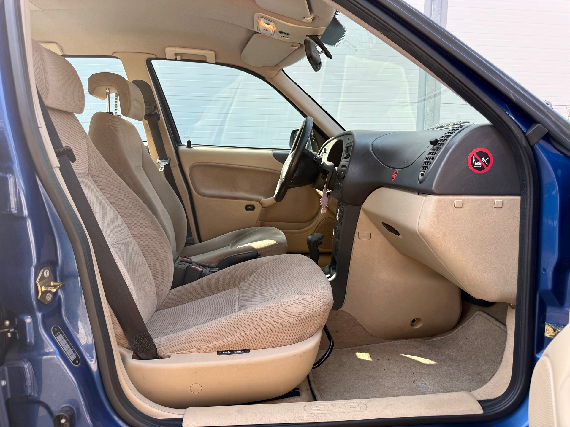 SAAB 9-3 2.3i-16 SE-image-5