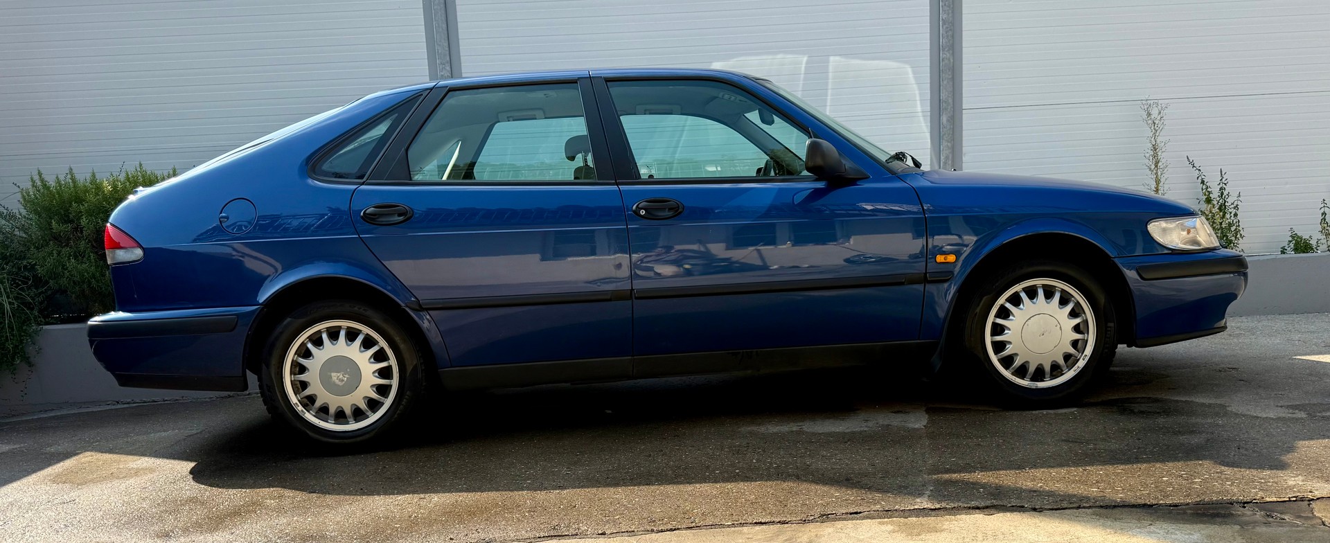 SAAB 9-3 2.3i-16 SE-image-2