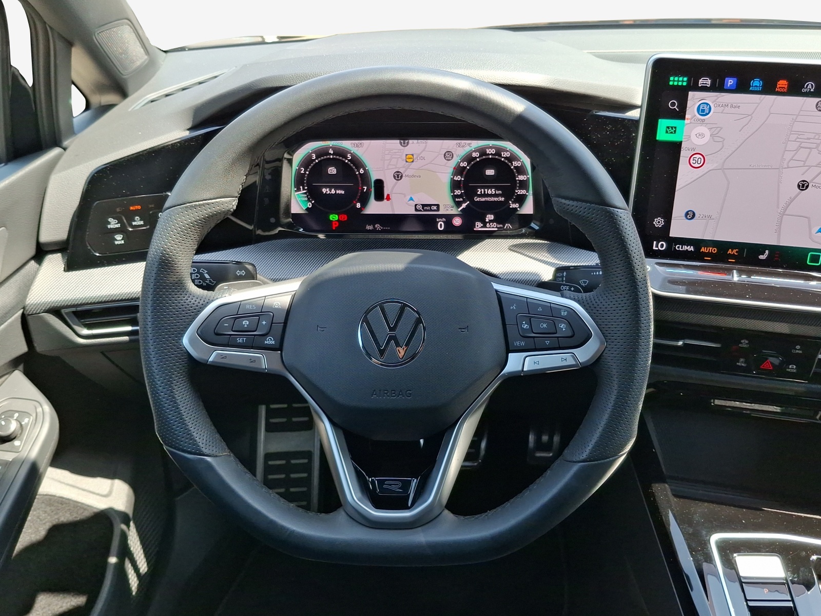 VW Golf 2.0 TSI R-Line DSG 4 Motion-image-9