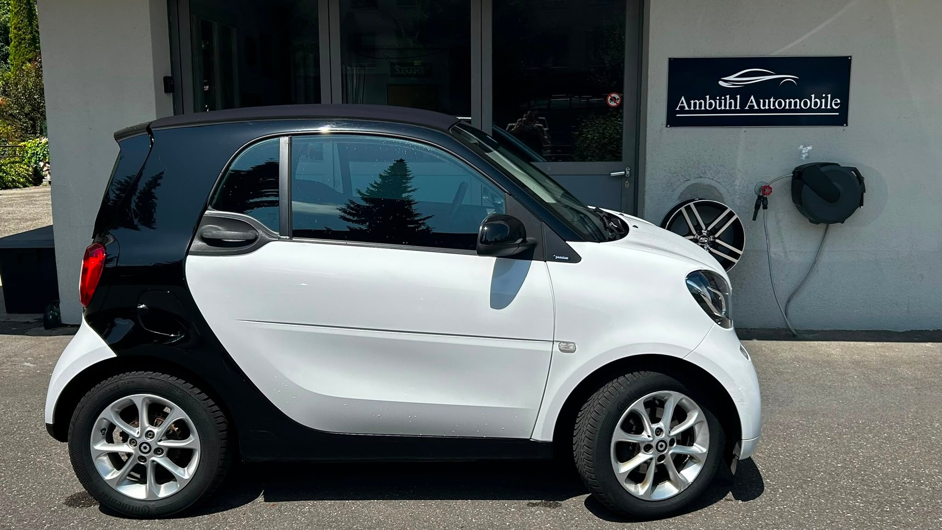 SMART fortwo-image-1