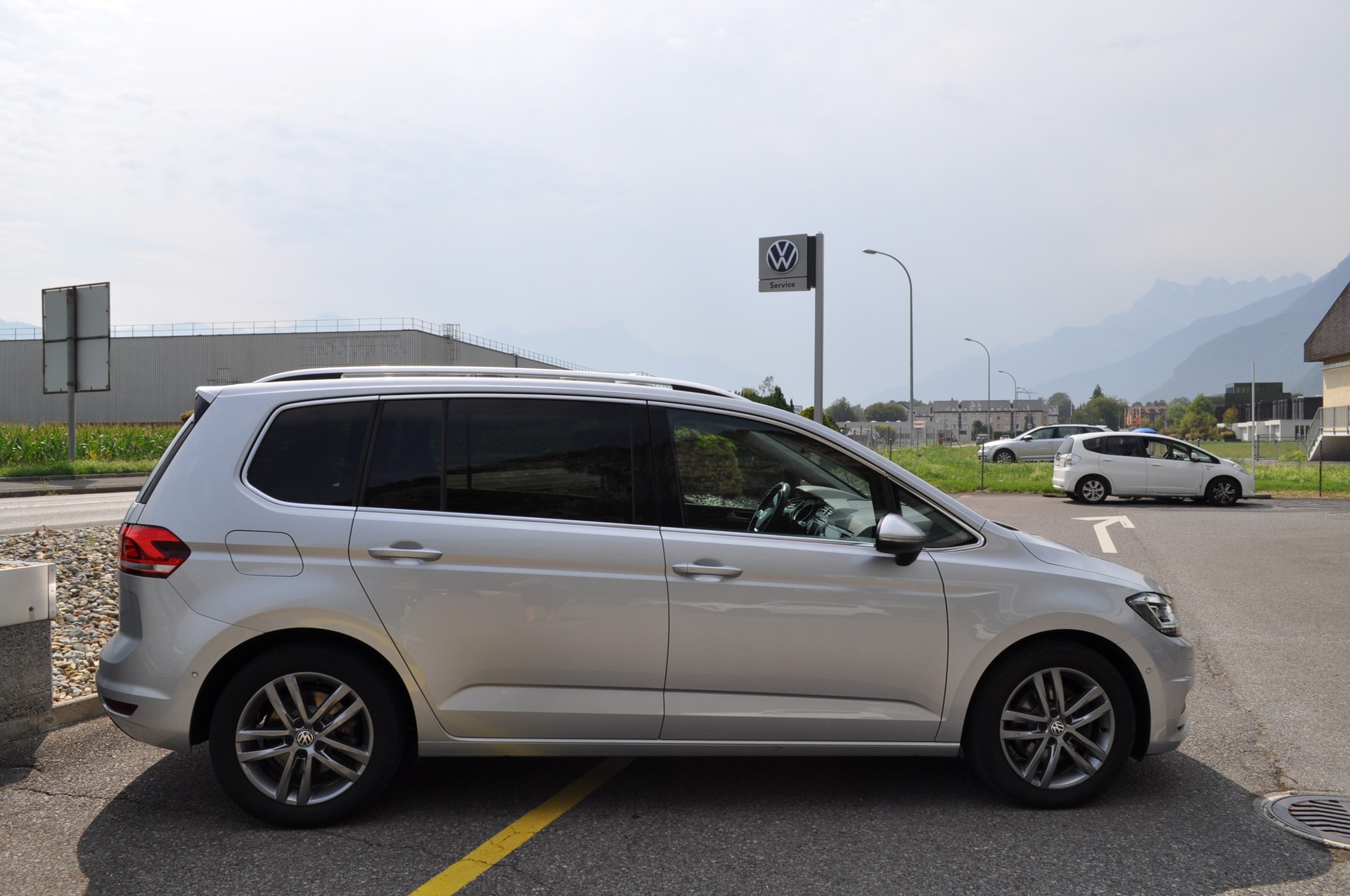 VW Touran 1.8 TSI BlueMotion Technology Highline DSG-image-4
