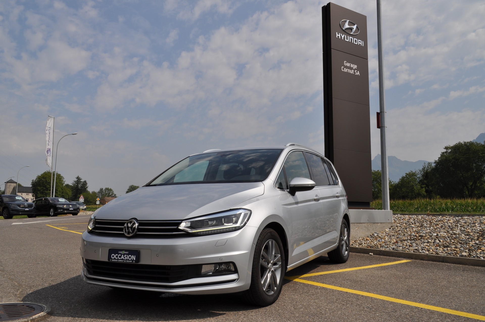 VW Touran 1.8 TSI BlueMotion Technology Highline DSG-image-0