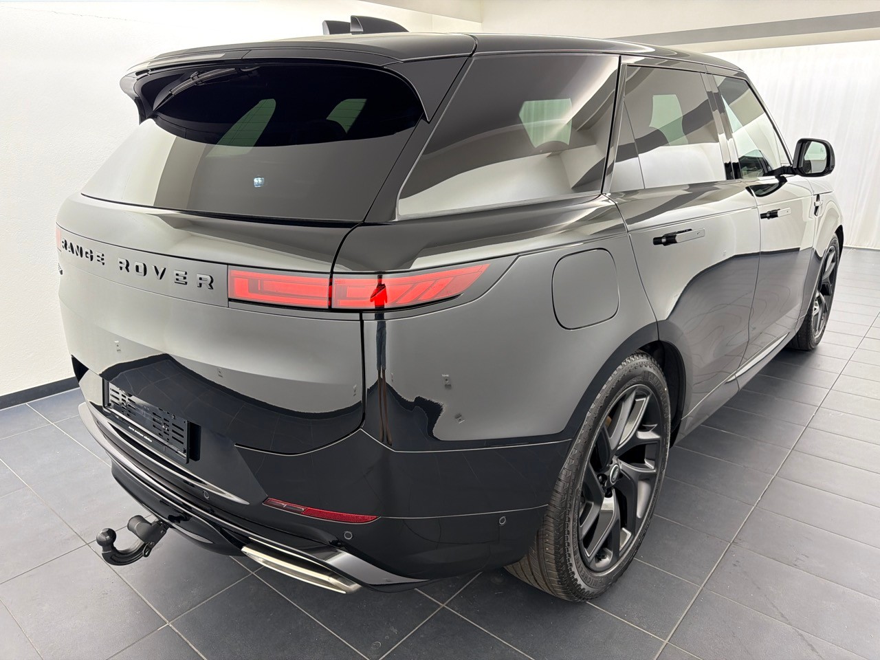 LAND ROVER RR Sport P460e Dyn. SE-image-2