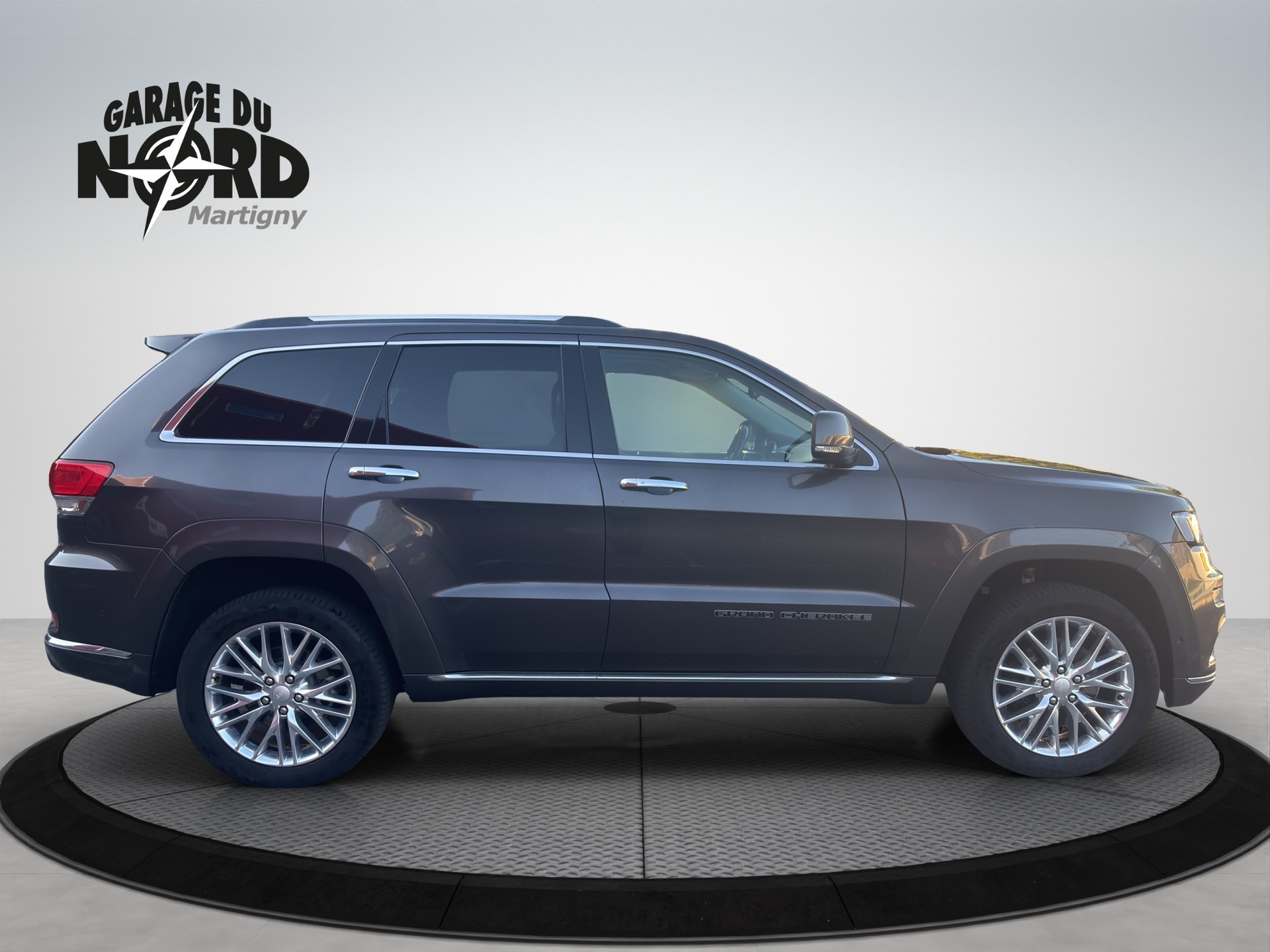 JEEP Grand Cherokee 3.0 CRD Summit Automatic-image-6