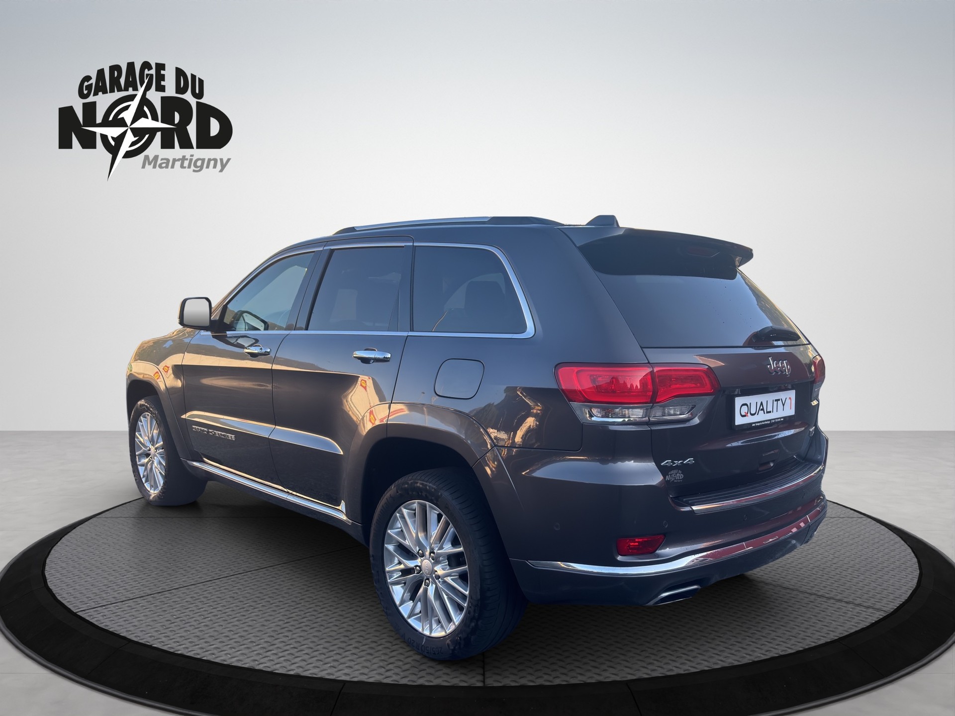JEEP Grand Cherokee 3.0 CRD Summit Automatic-image-3