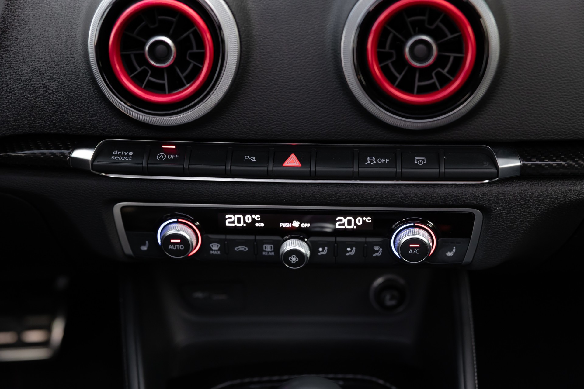 AUDI 2.0 T FSI quattro S-Tronic-image-16