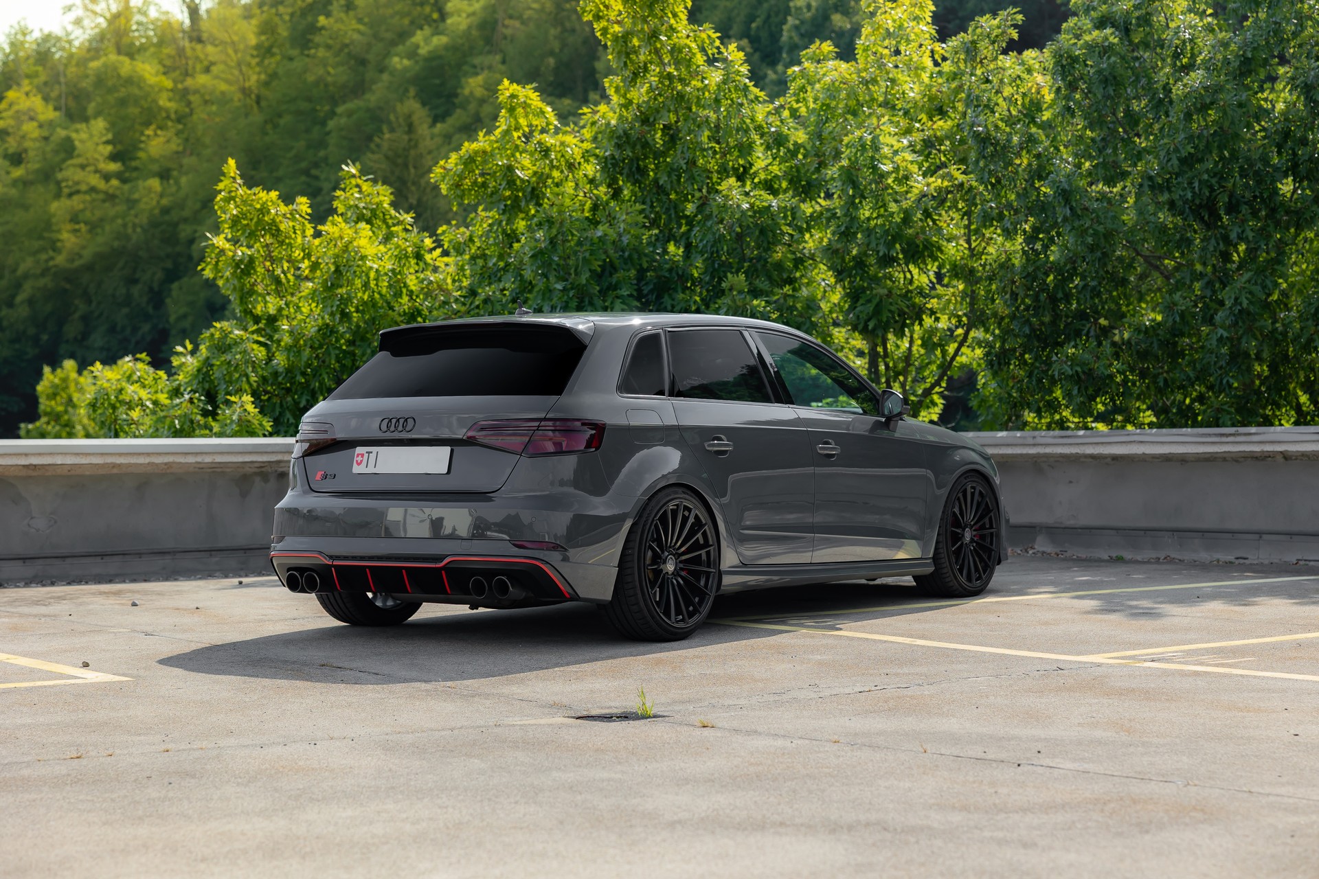 AUDI 2.0 T FSI quattro S-Tronic-image-5