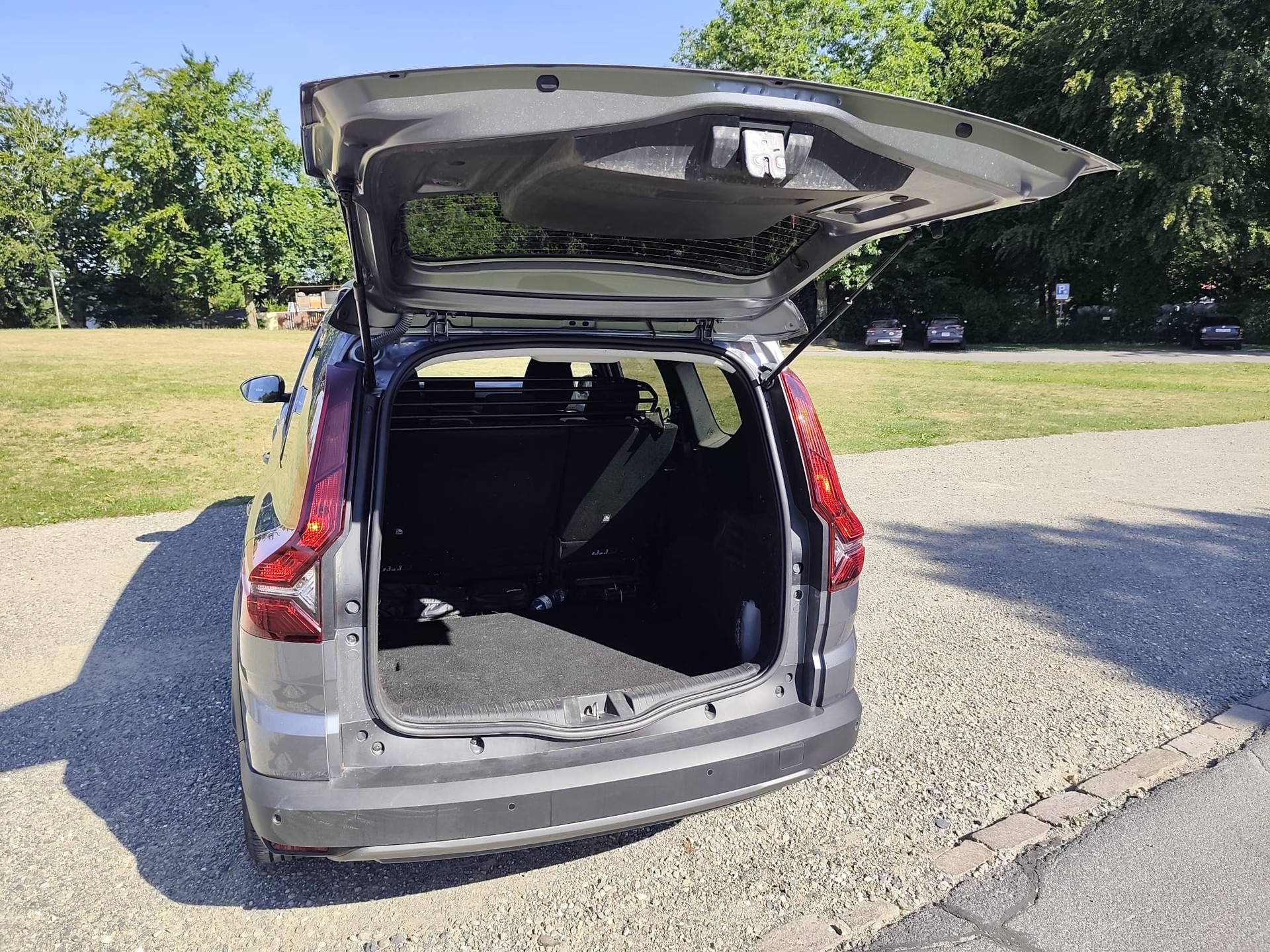 DACIA 1.6 Hybrid Extreme-image-3